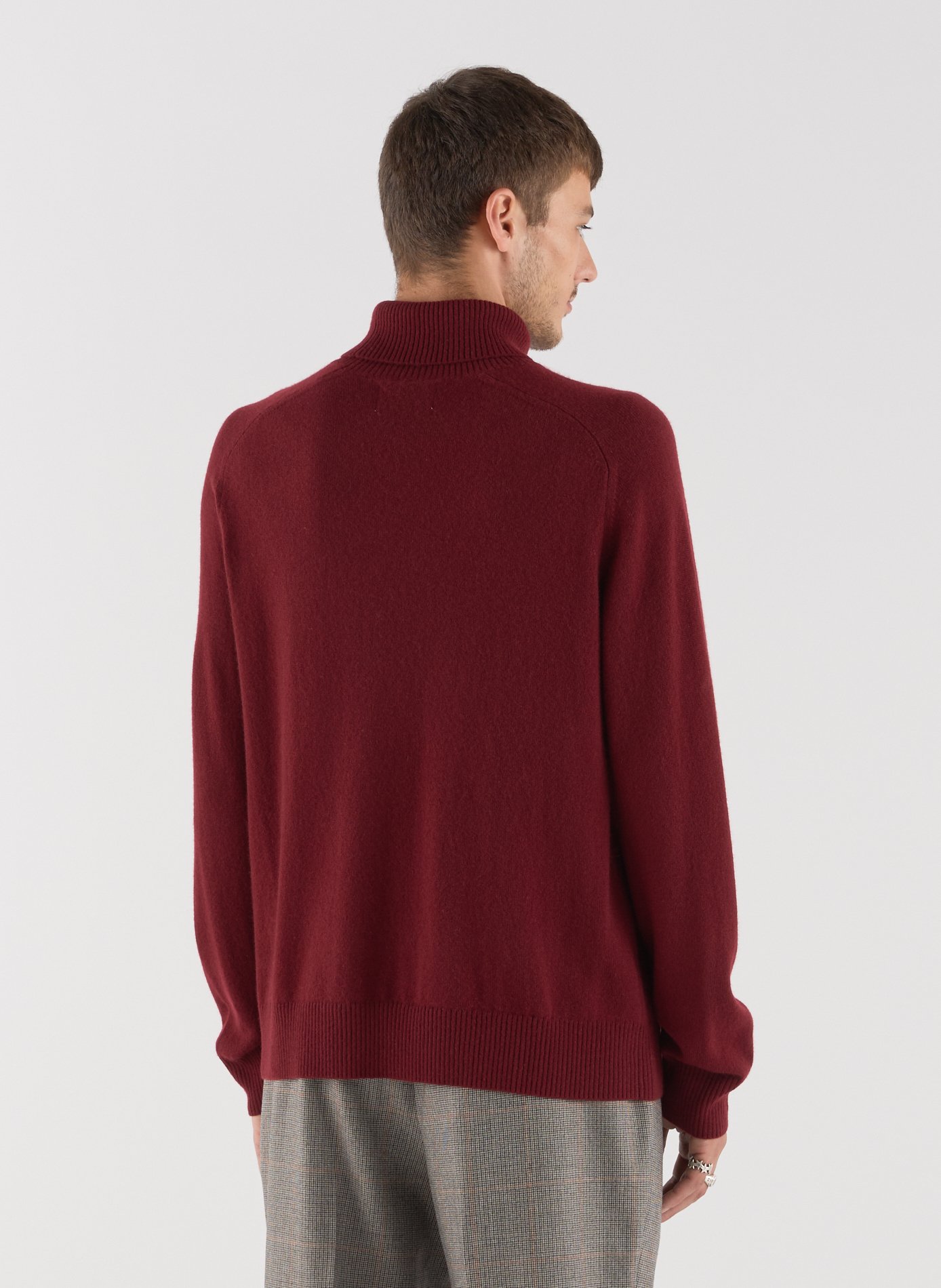 Loose-fit high-neck cashmere sweater SAISON 1865 Purple