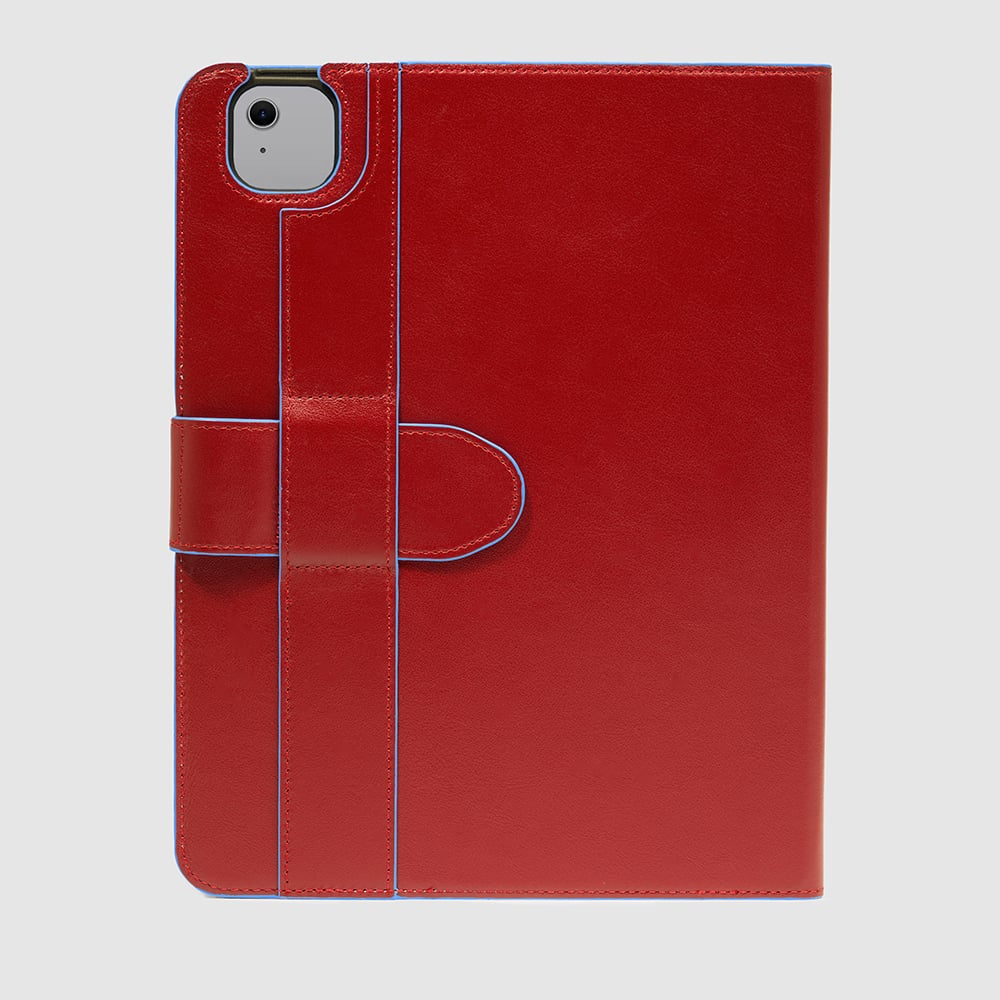 Leather case for ipad® air 13’’ with pen holder, stand, and automatic sleep/wake function. PIQUADRO Red