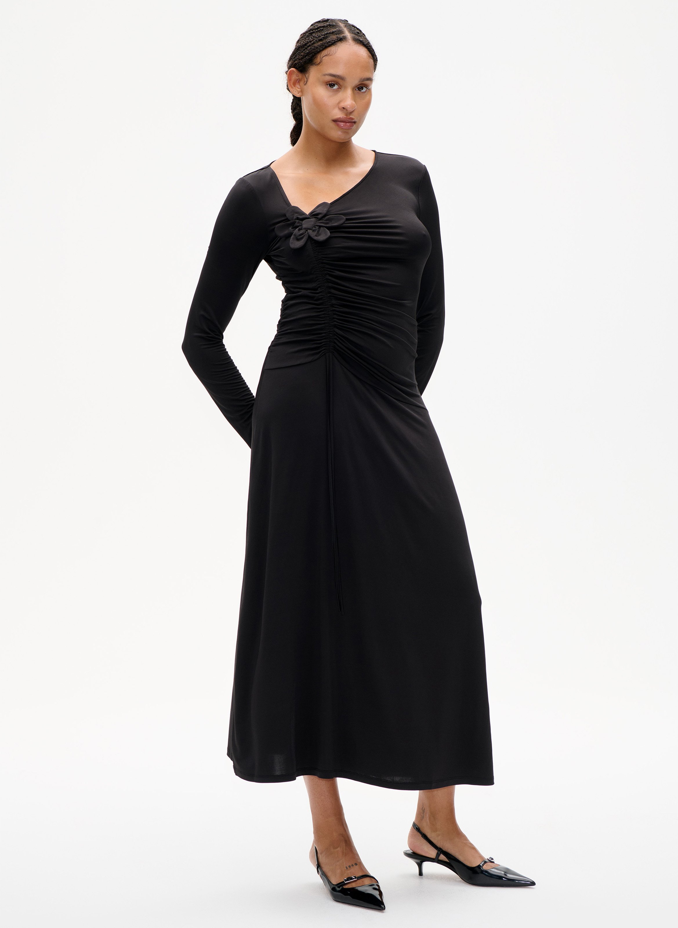 Robe longue fluide unie à fleur BAUM UND PFERDGARTEN Noir