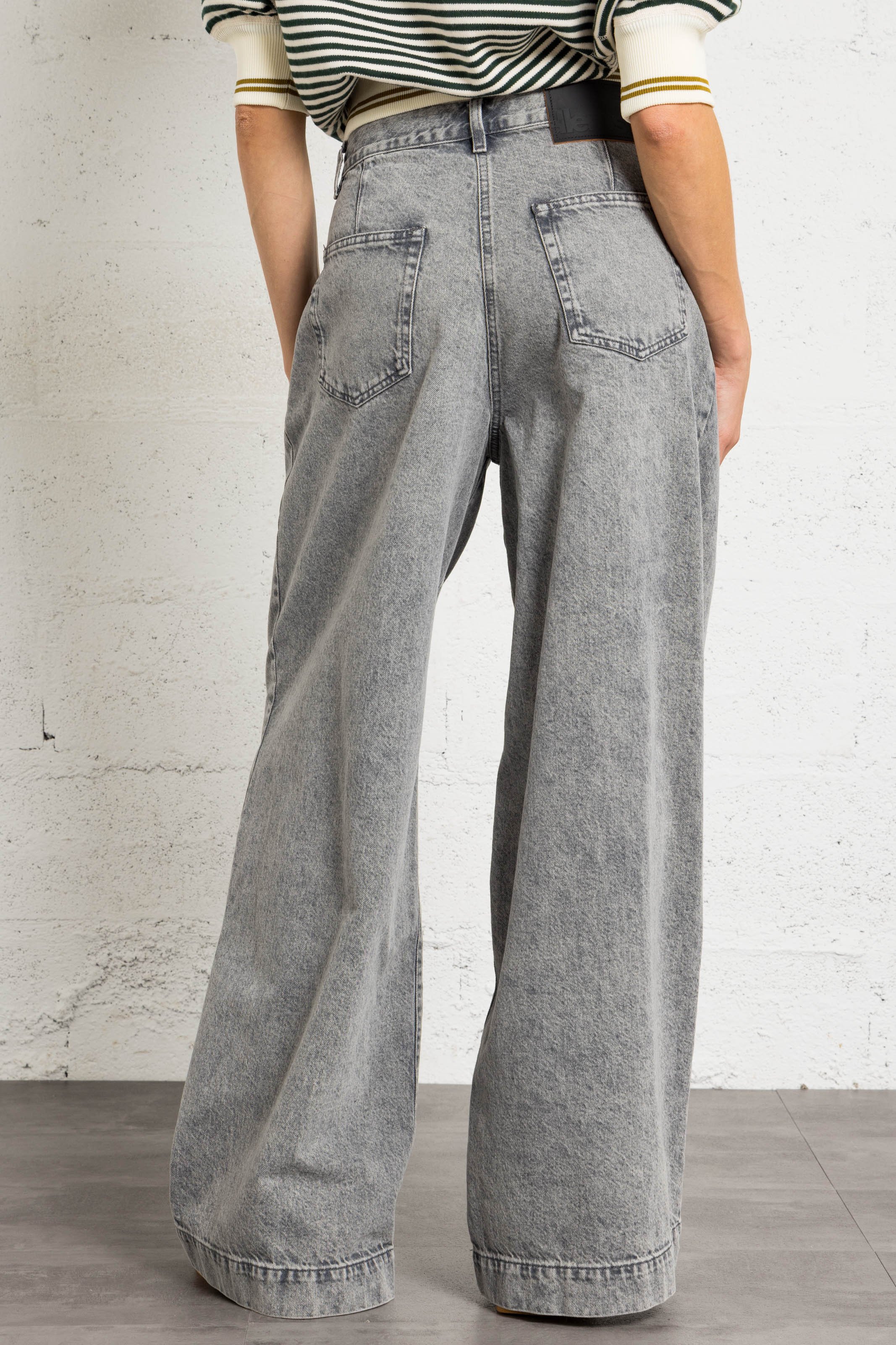 Farbige Straight Cut Jeans mit 5 Taschen BELLEROSE Grau