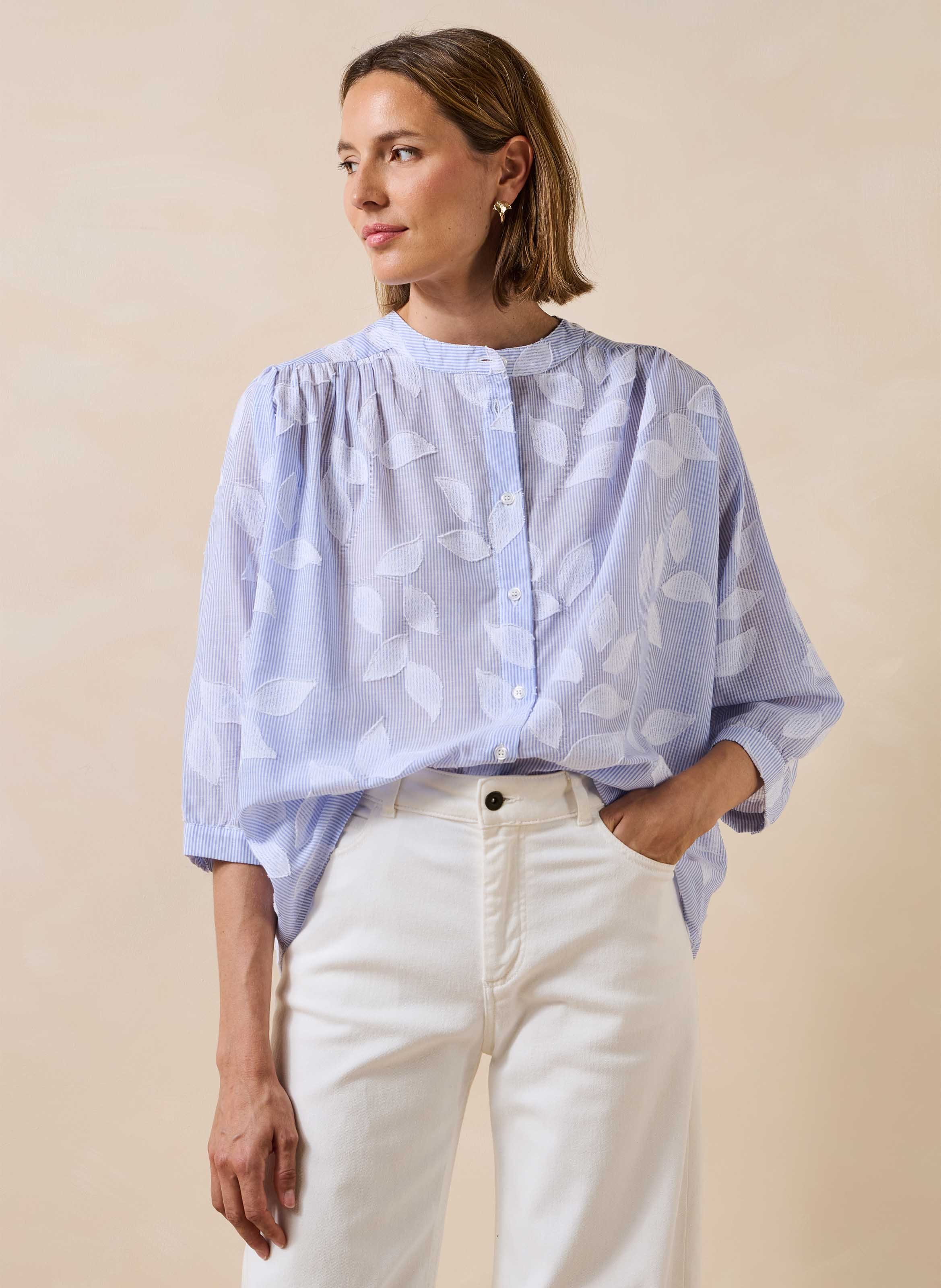 Ruimvallende, katoenen blouse met Maokraag LA FEE MARABOUTEE Blauw