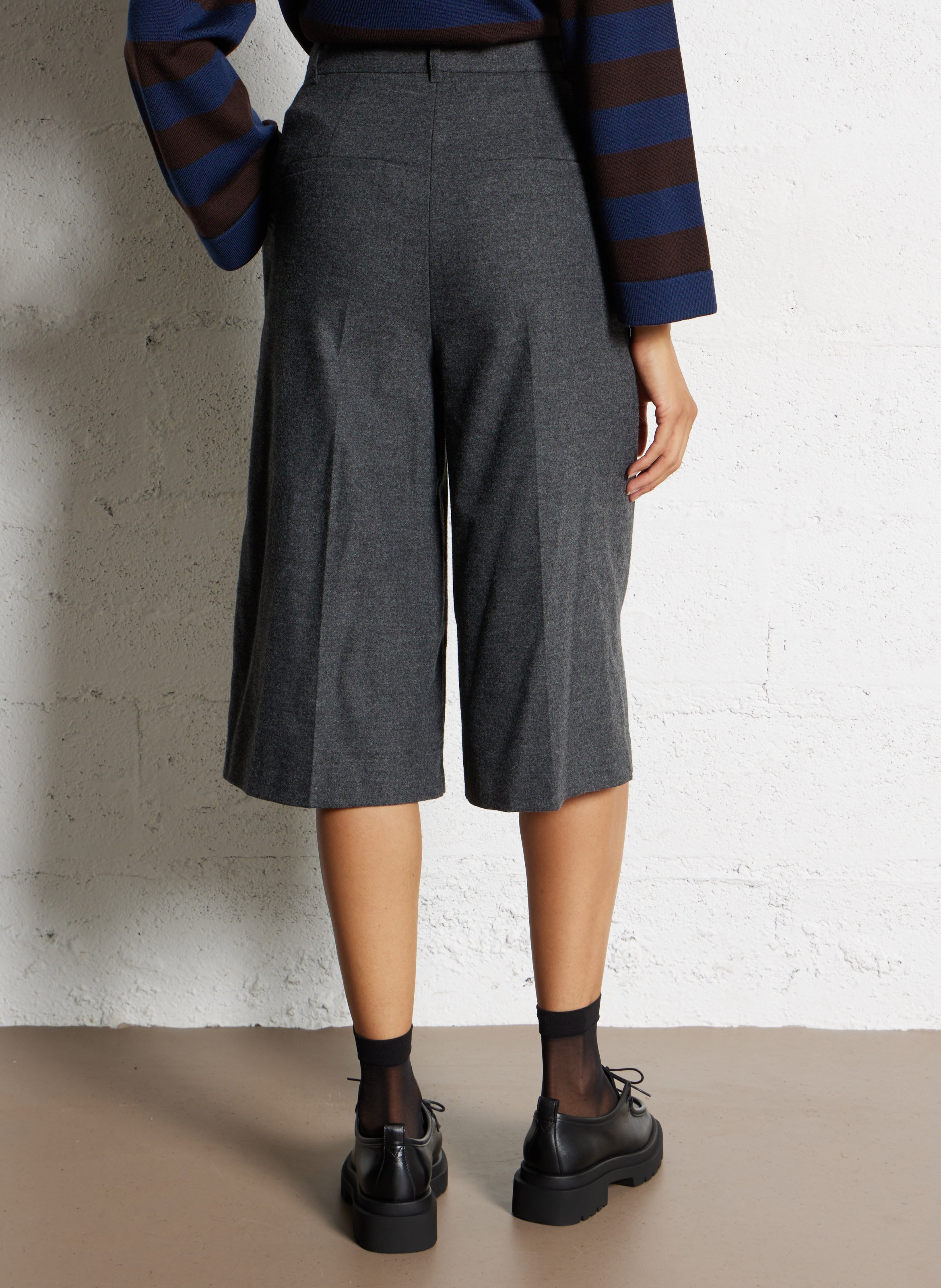 Bermuda large uni taille haute BELLEROSE Gris