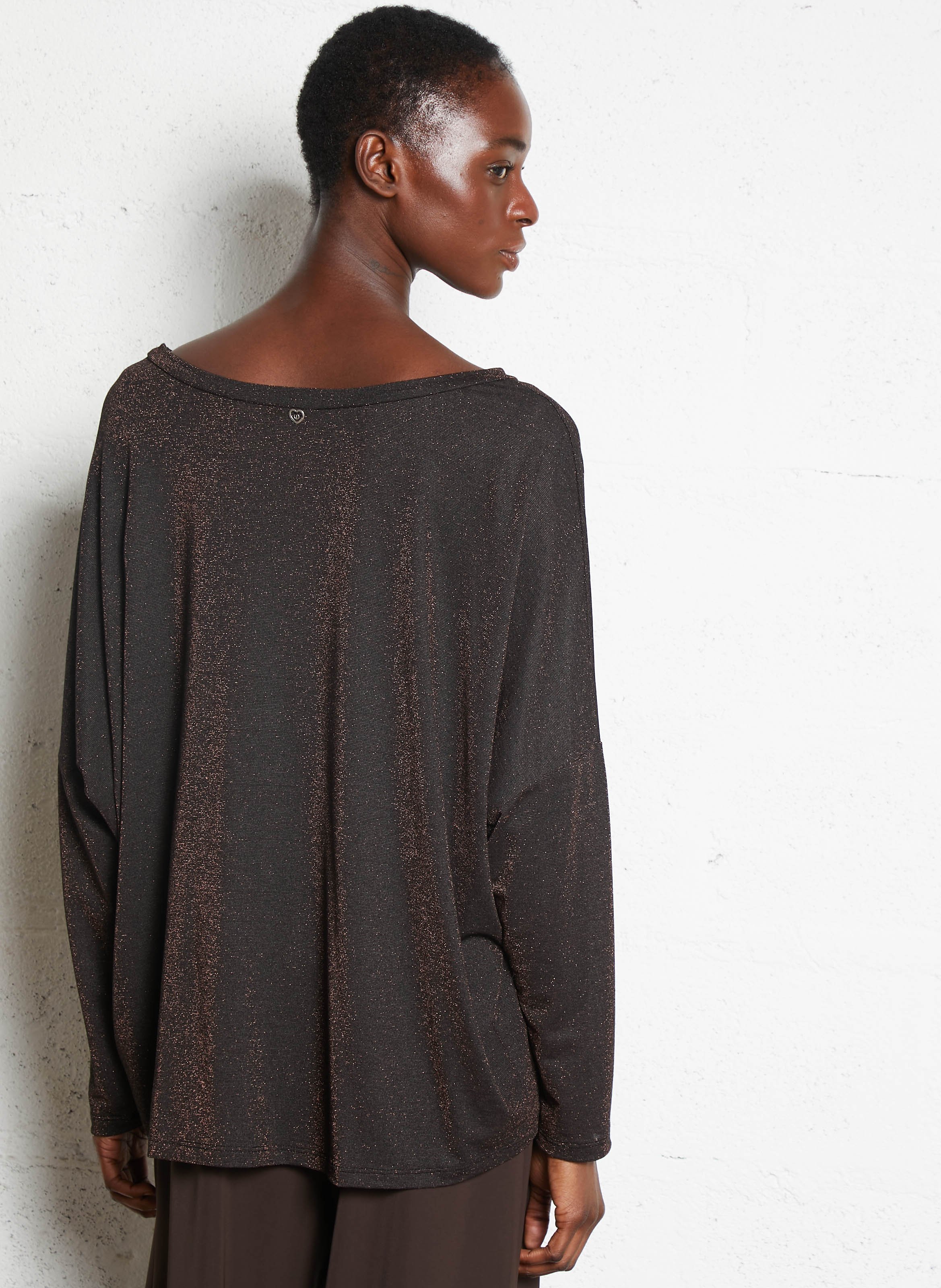 Wijde top met boothals PLEASE Bruin