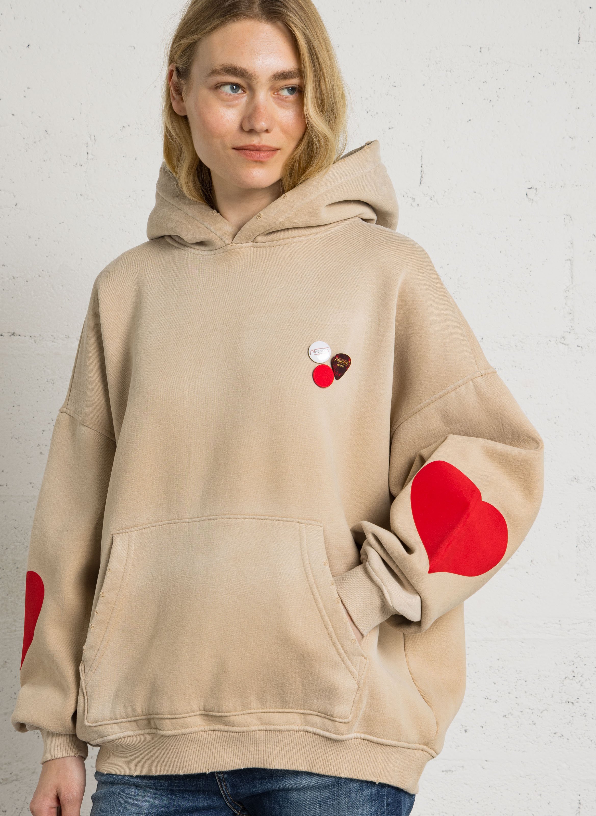 Ruimvallende hoodie met fluweel bedrukt ontwerp NEWTONE Rood