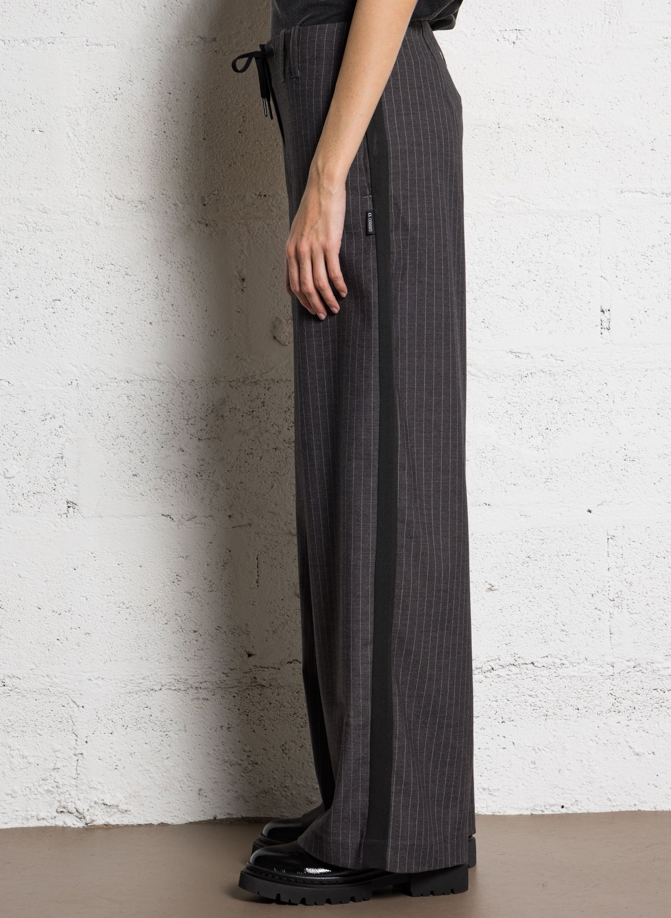 Pantalon large à rayures LE TEMPS DES CERISES Gris