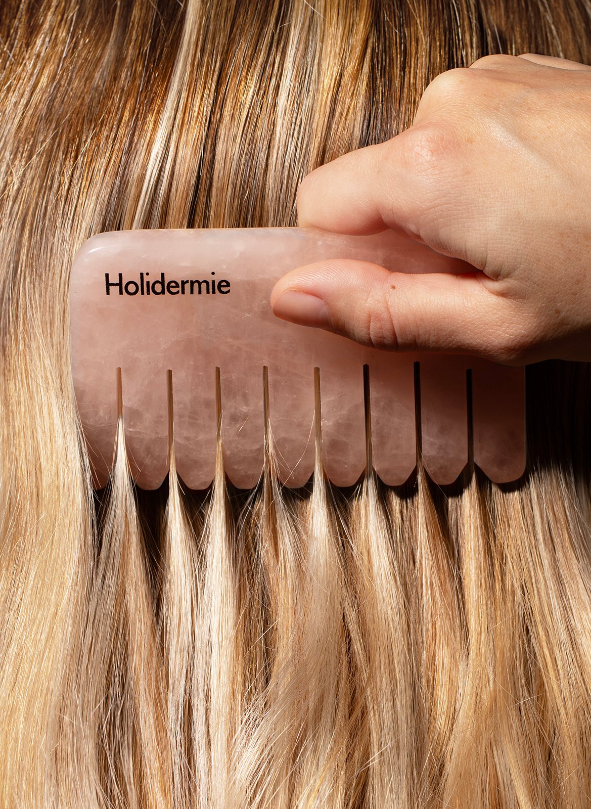 Peigne cuir chevelu en Quartz Rose HOLIDERMIE No color