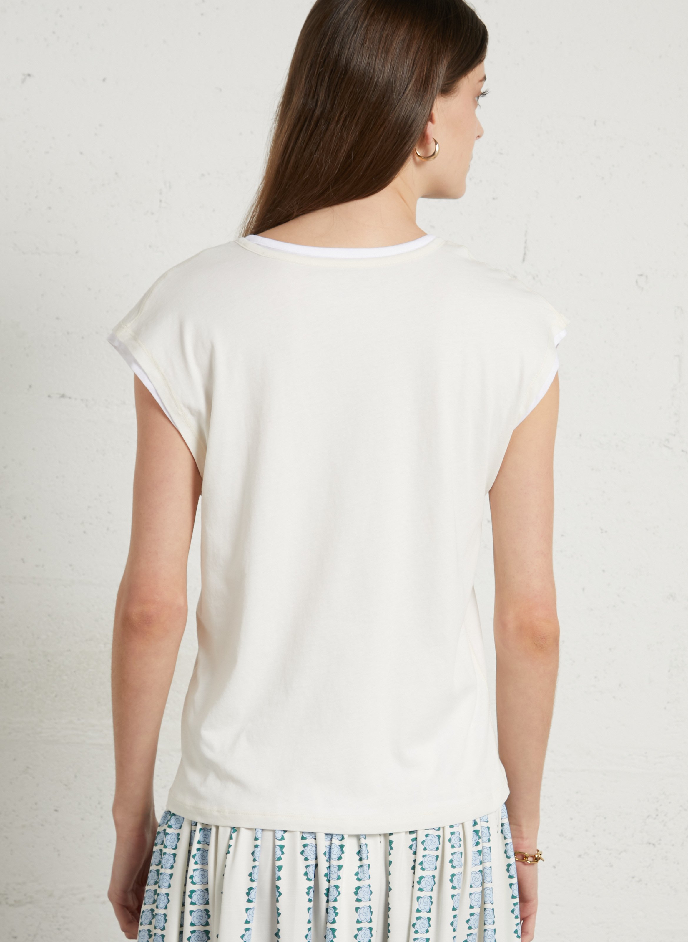 Gerade geschnittenes Rundhals-T-Shirt aus Baumwolle MAJESTIC FILATURES Beige