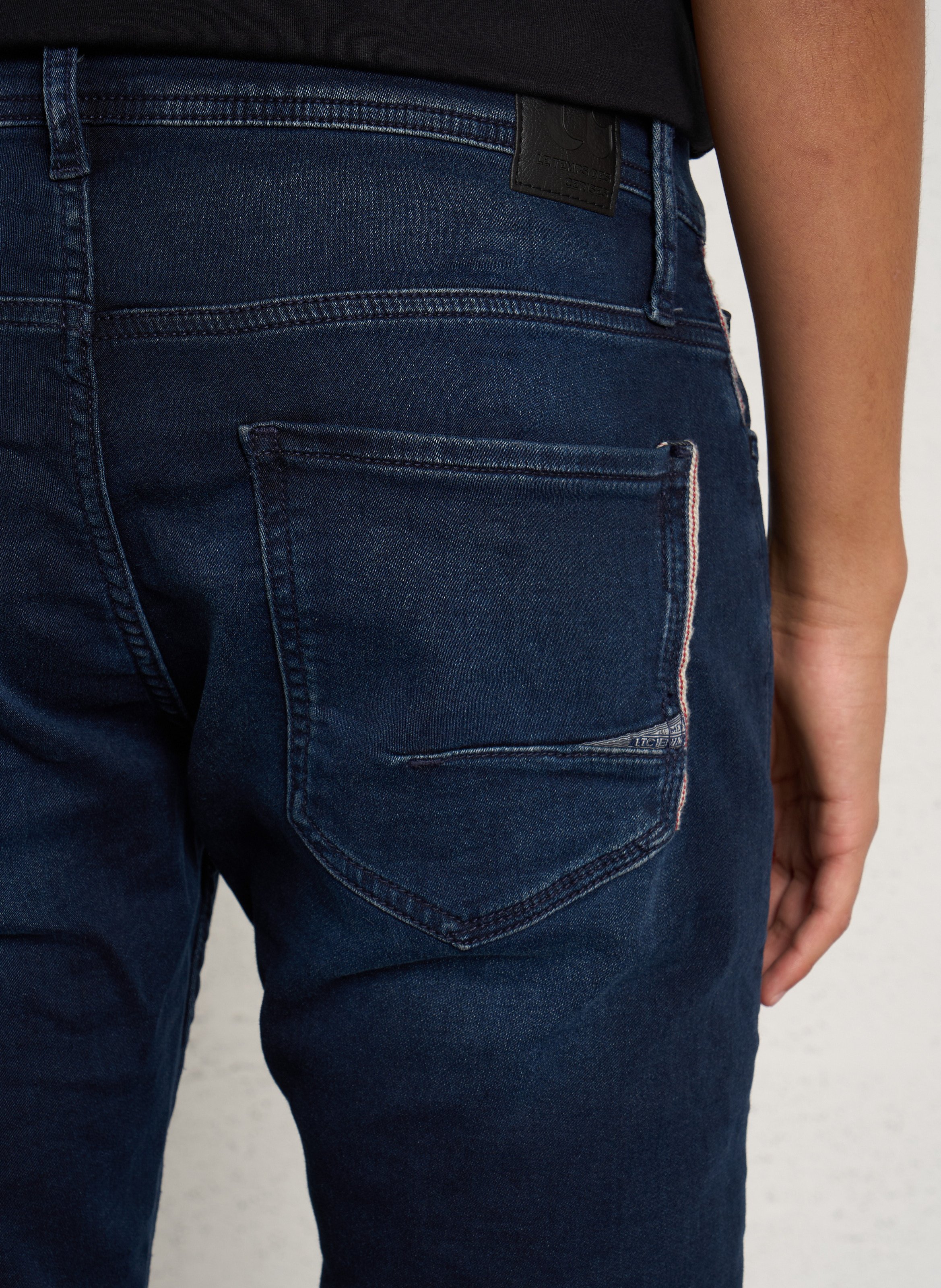 Skinny jeans met verwassen effect LE TEMPS DES CERISES Blauw