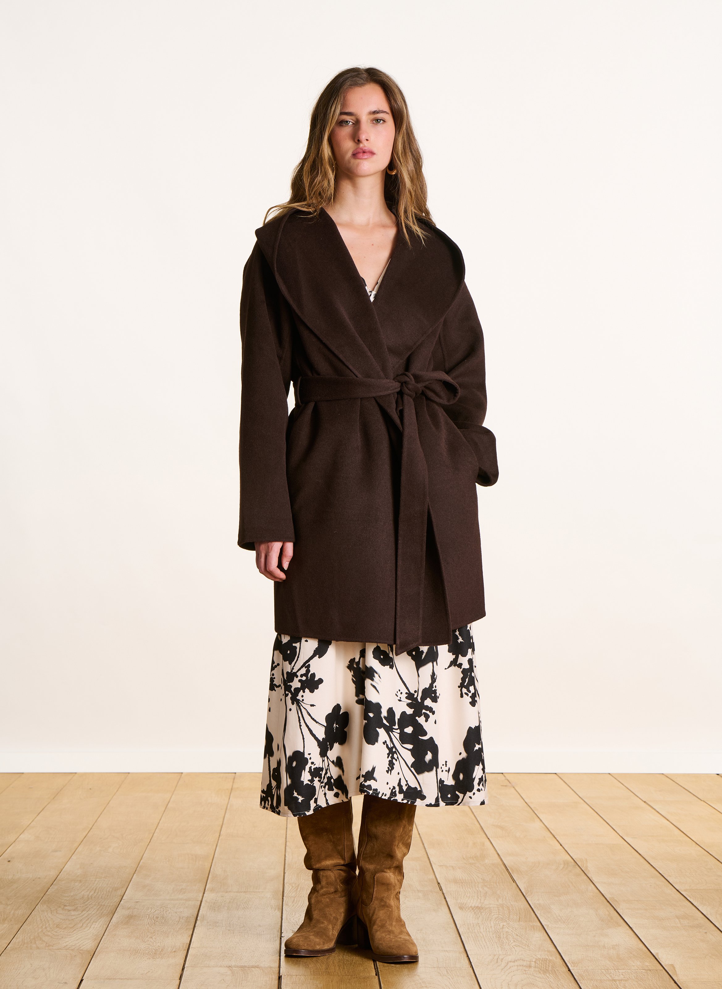 Gerader Mantel mit Schalkragen aus recycelter Mischwolle LA FEE MARABOUTEE