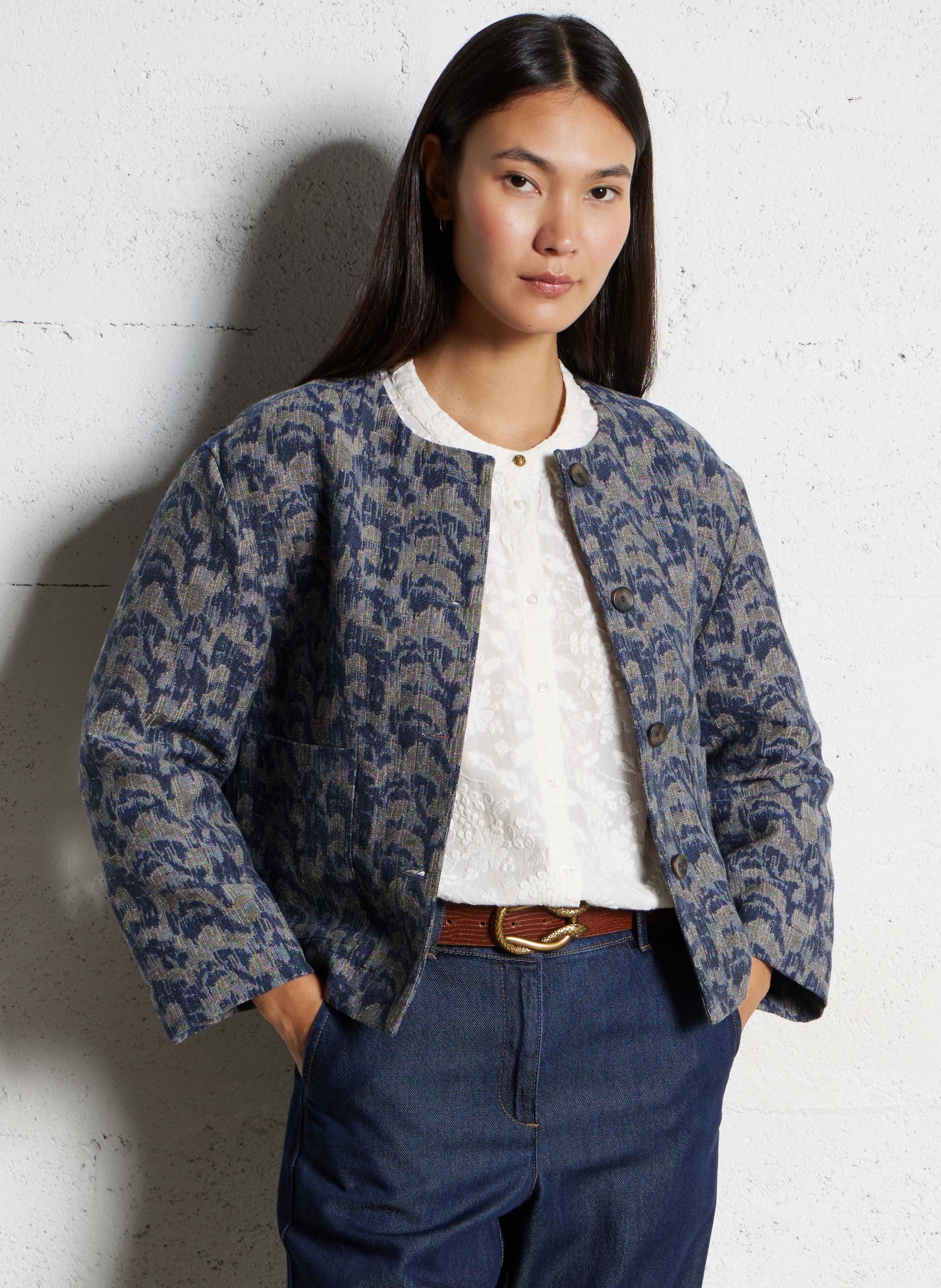 Short button-up jacket with patterns MAISON 123 Blue