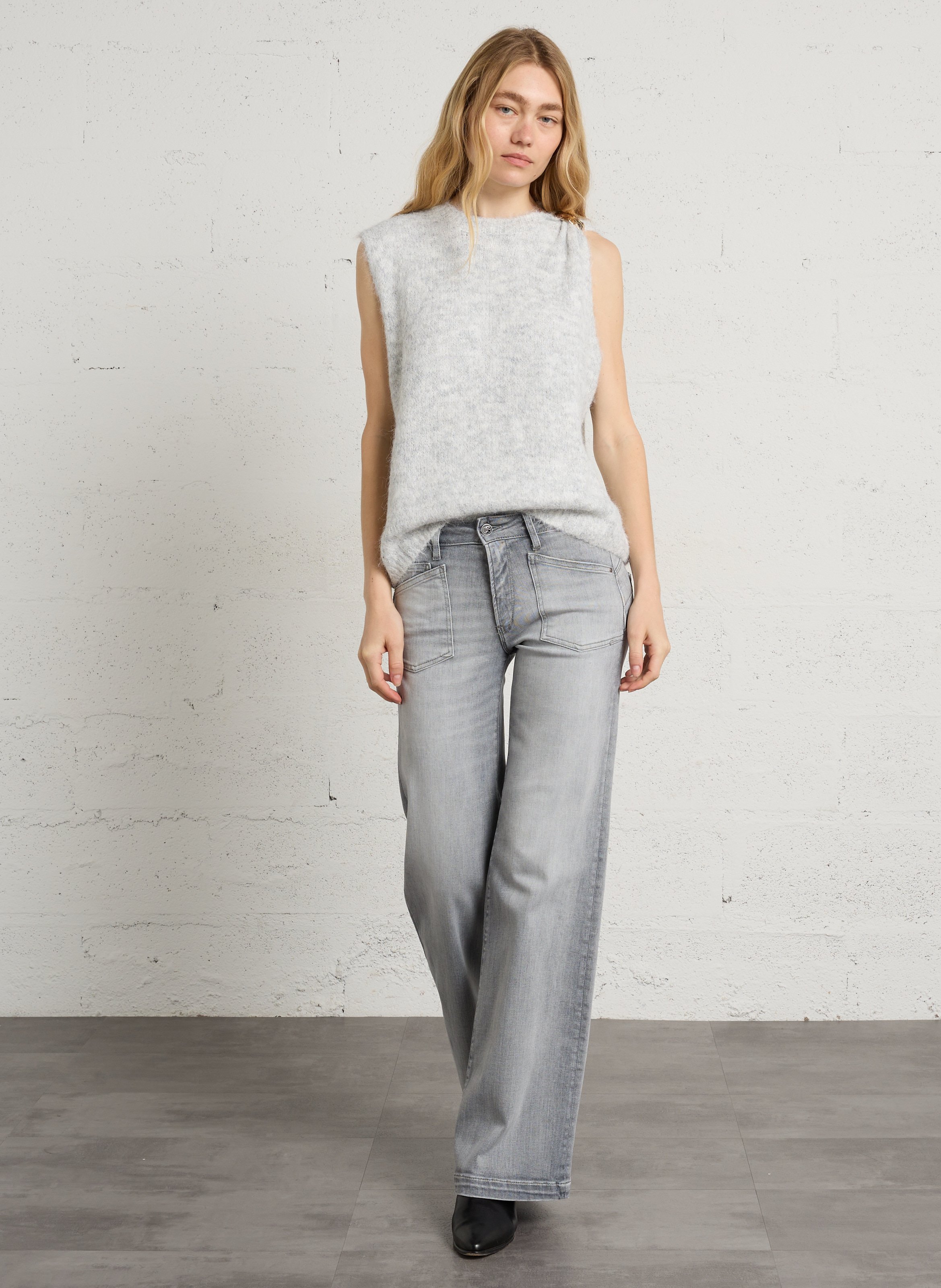 Mouwloze top met asymmetrische halslijn LE TEMPS DES CERISES Grijs