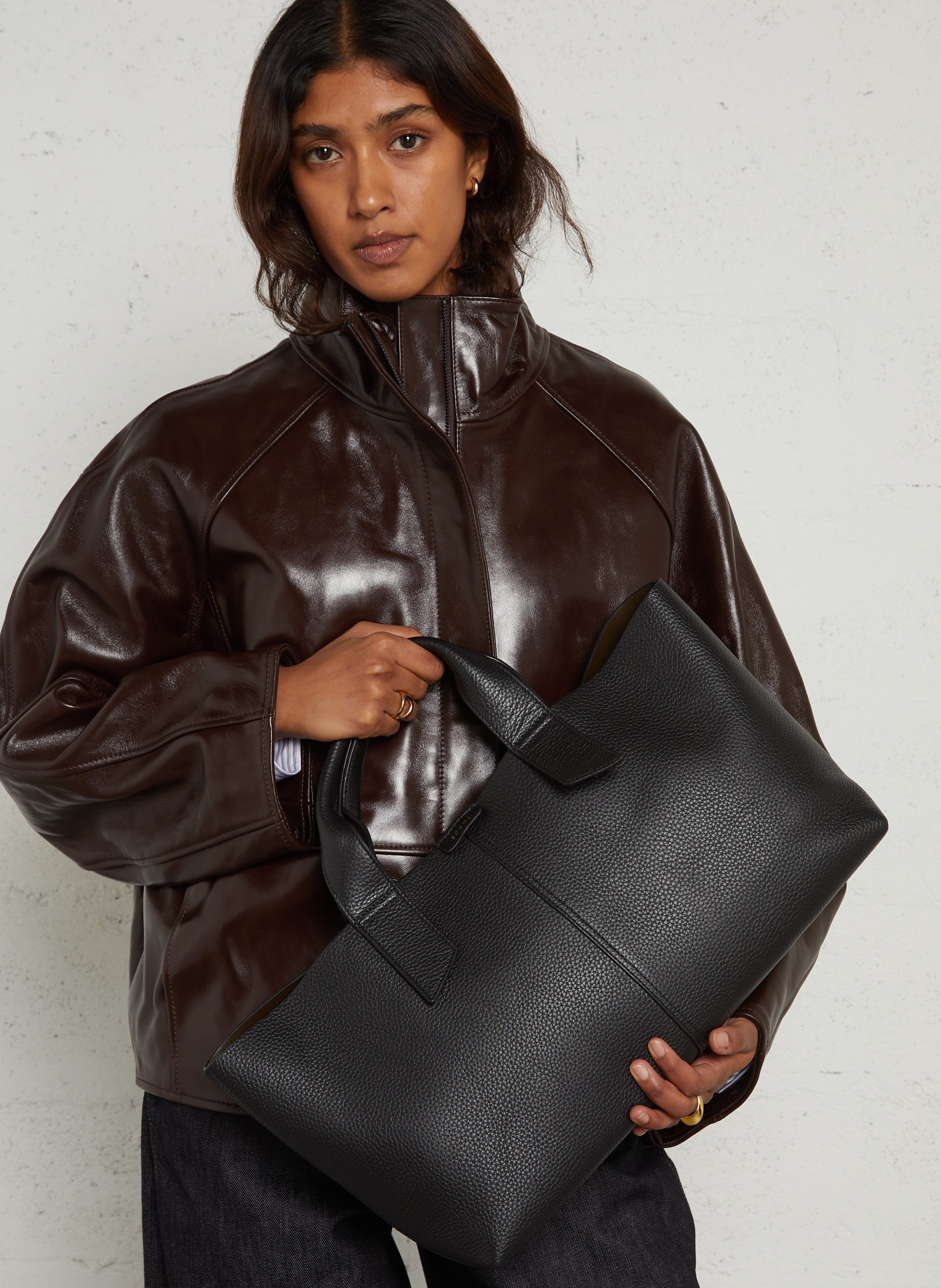 Leren baguettetas Bobi  SOEUR Zwart