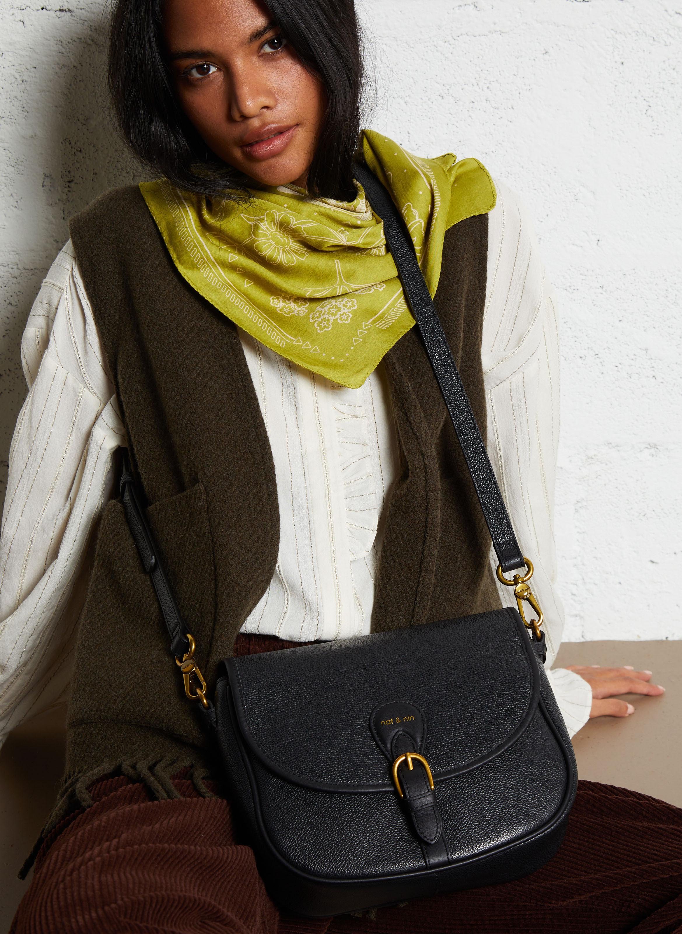 Sac bandoulière besace en cuir NAT & NIN Noir