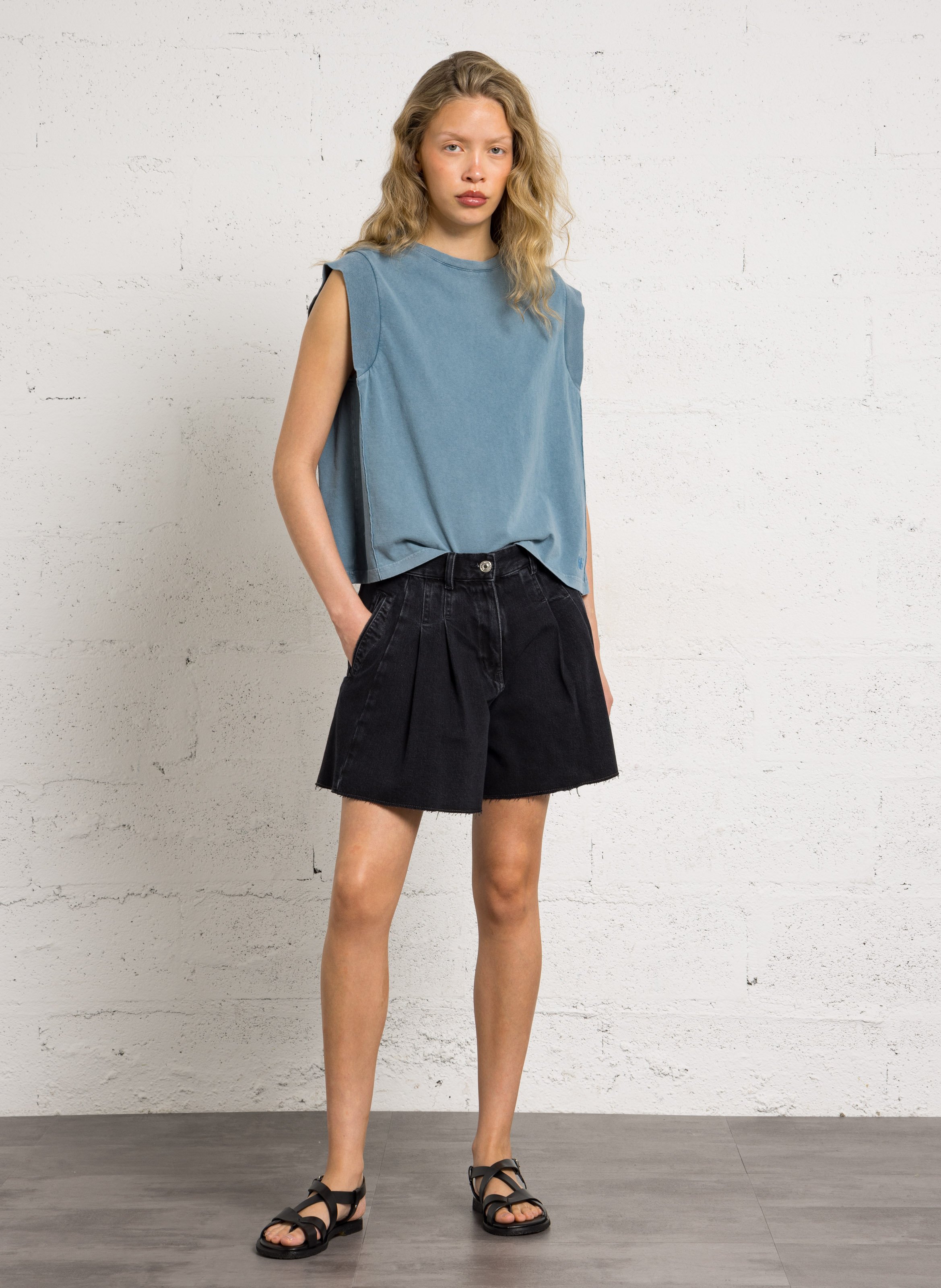 Leather thong sandals BILLI BI Black