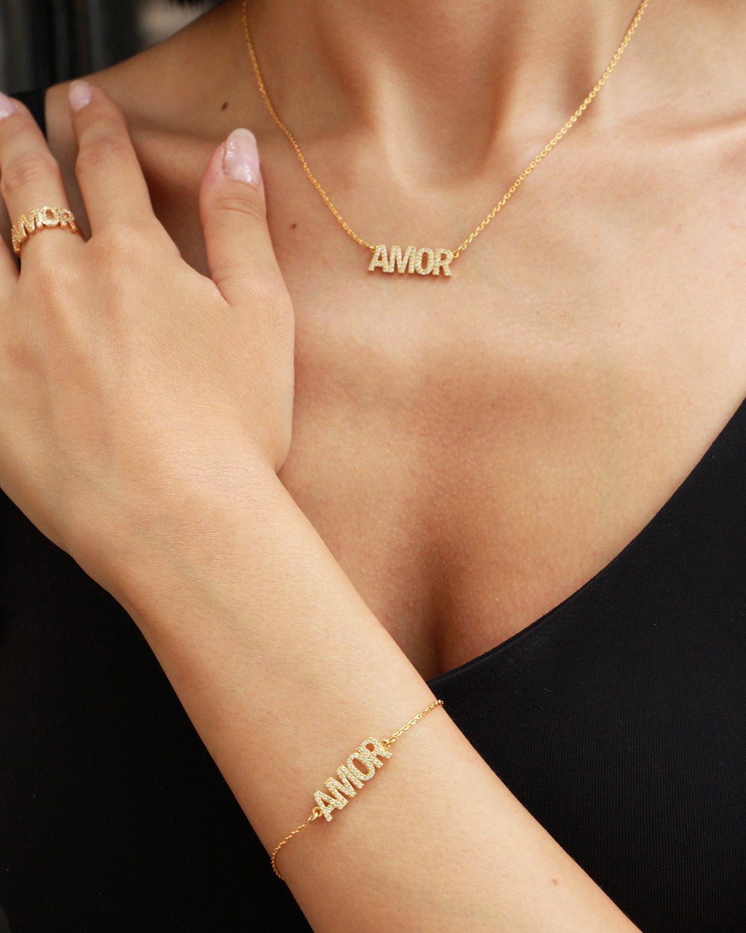 Necklace amor NILAI Golden