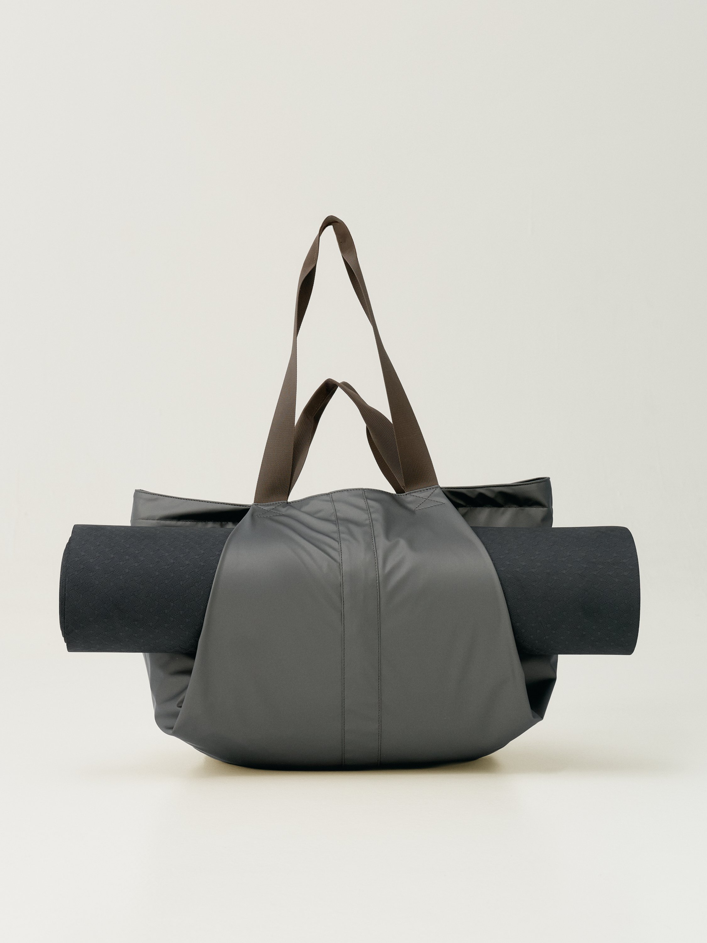 Large capacity outdoor sports bag BORN Black