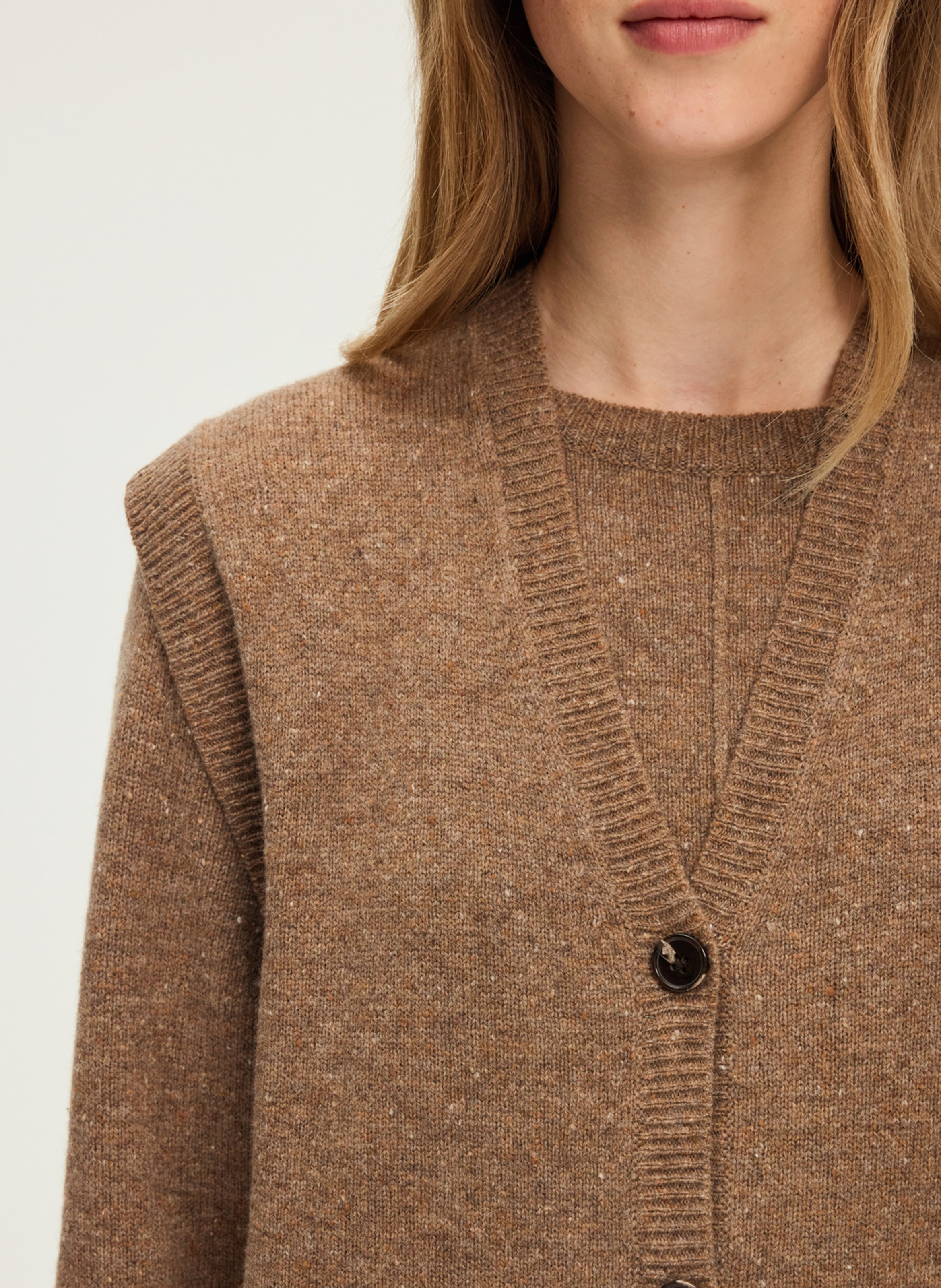 Mouwloos, wollen vest met V-hals PABLO Bruin