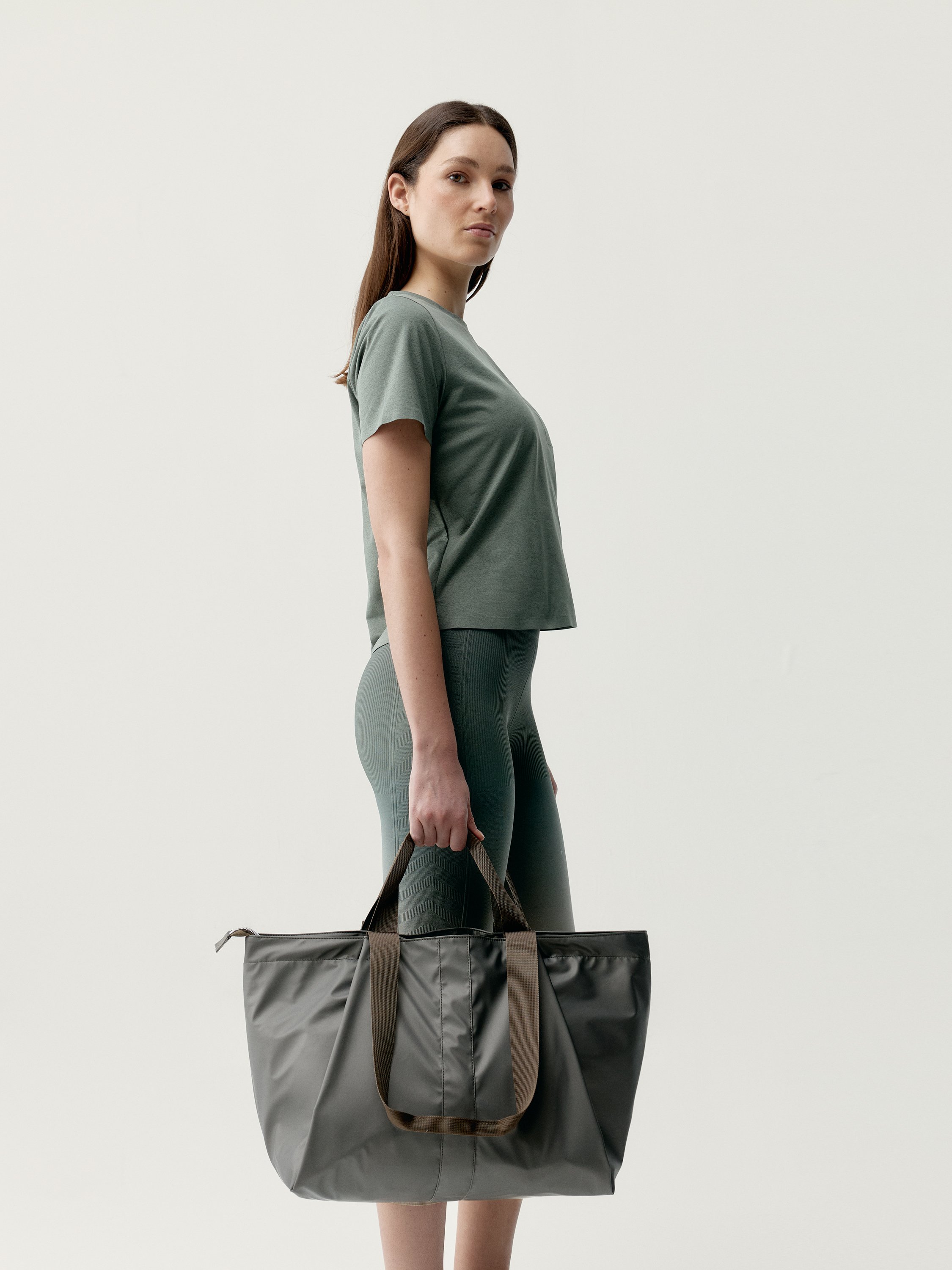 T-shirt de sport performance manches courtes rosella BORN Vert