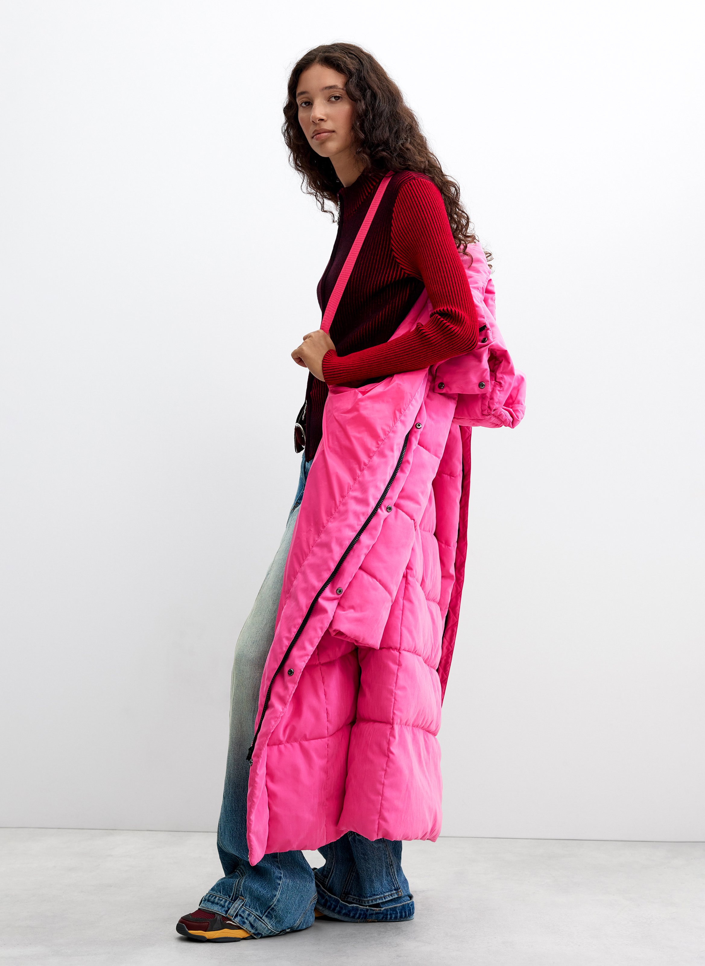Doudoune longue à capuche unie DESIGUAL Rouge
