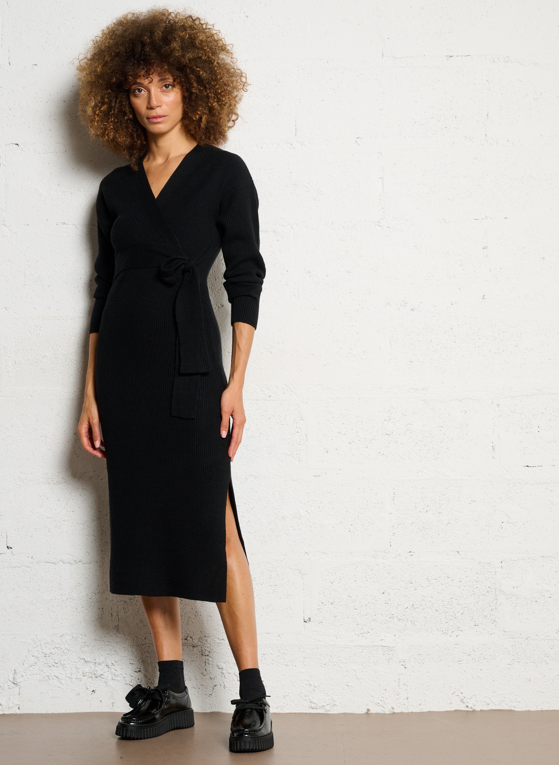 Robe midi col V IKKS Black