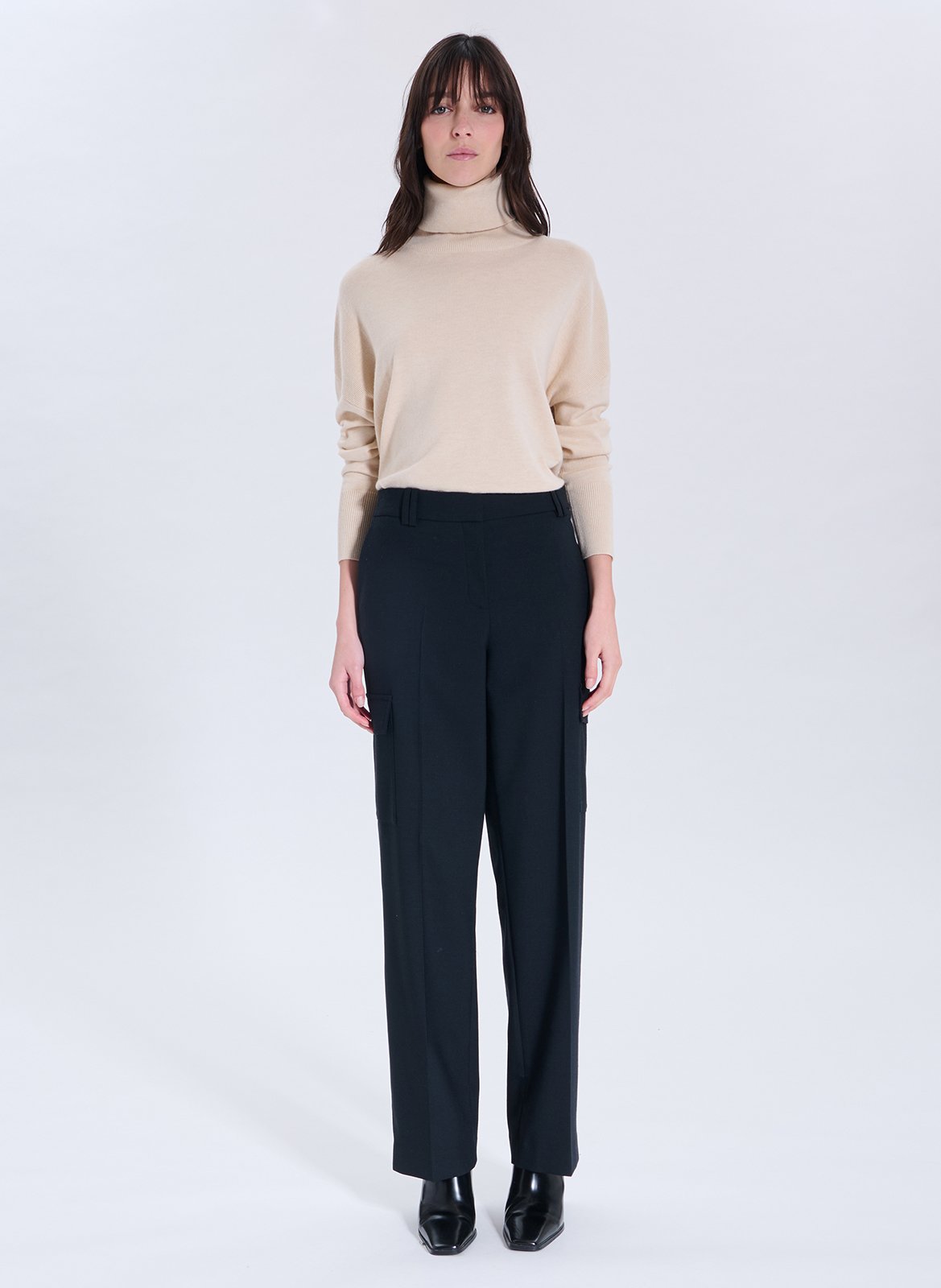 Straight cargo pants with pockets ZAPA Black