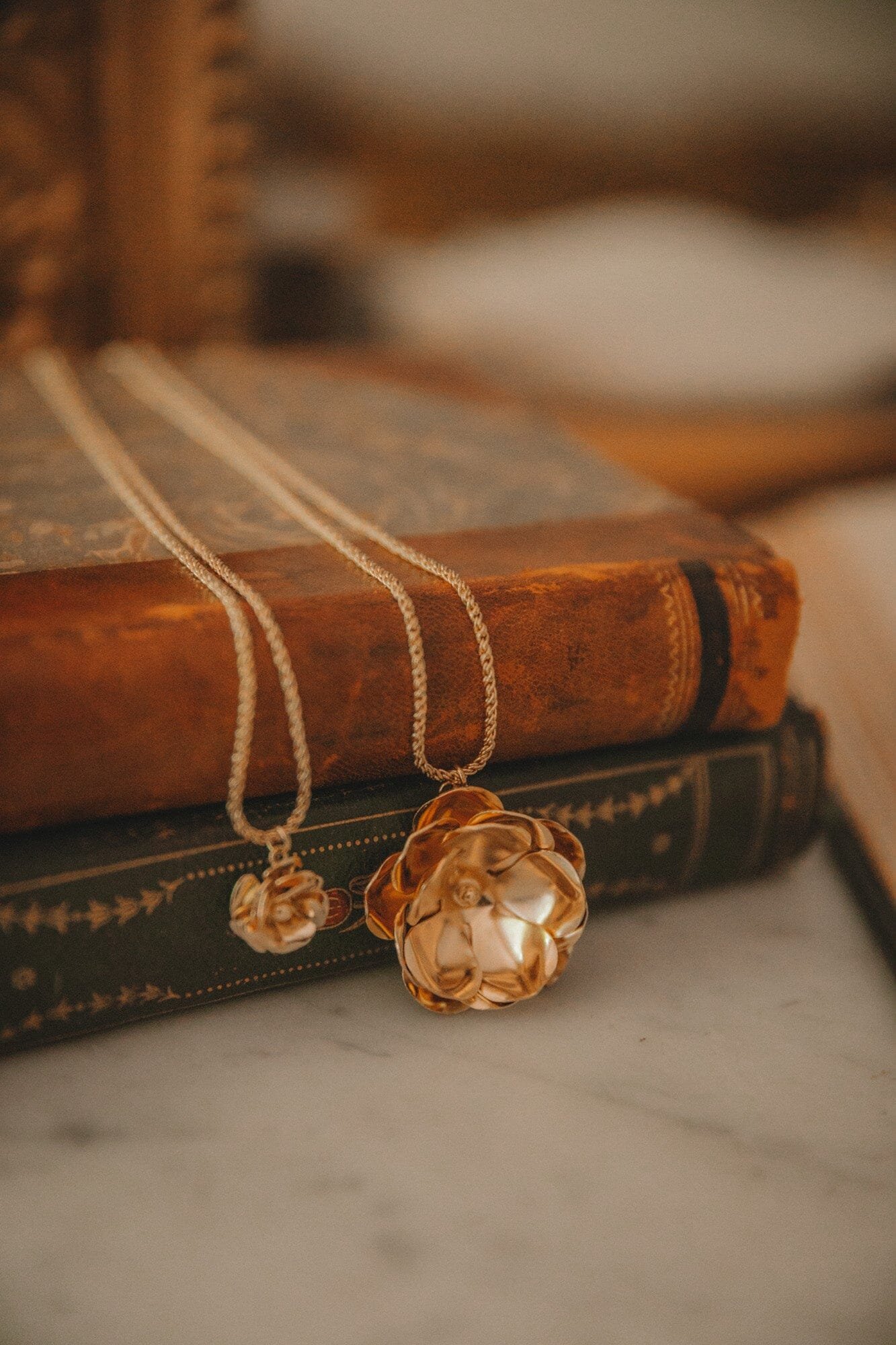 Gold-plated flower necklace Golden