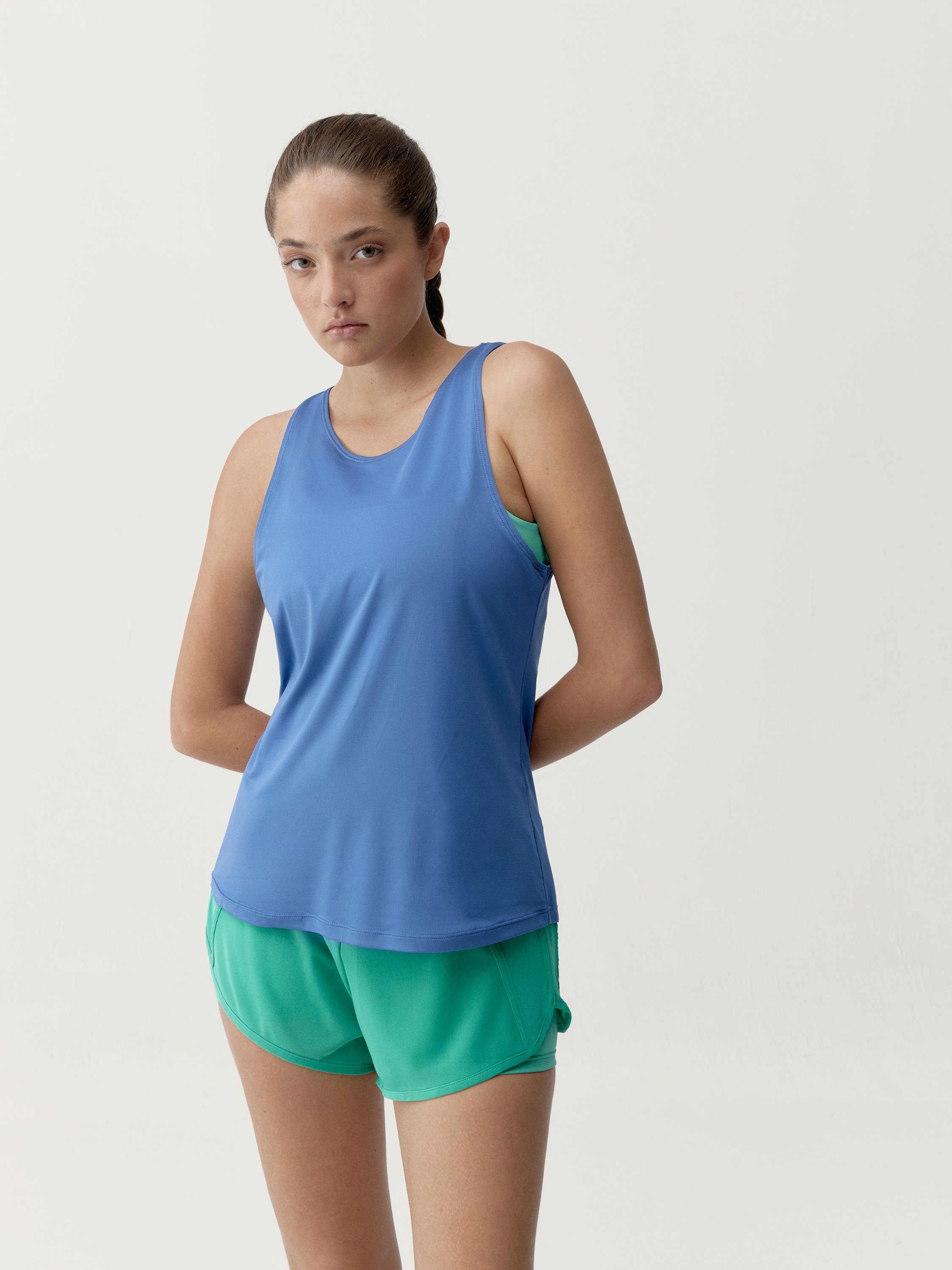 T-shirt de sport performance sans manches selena BORN