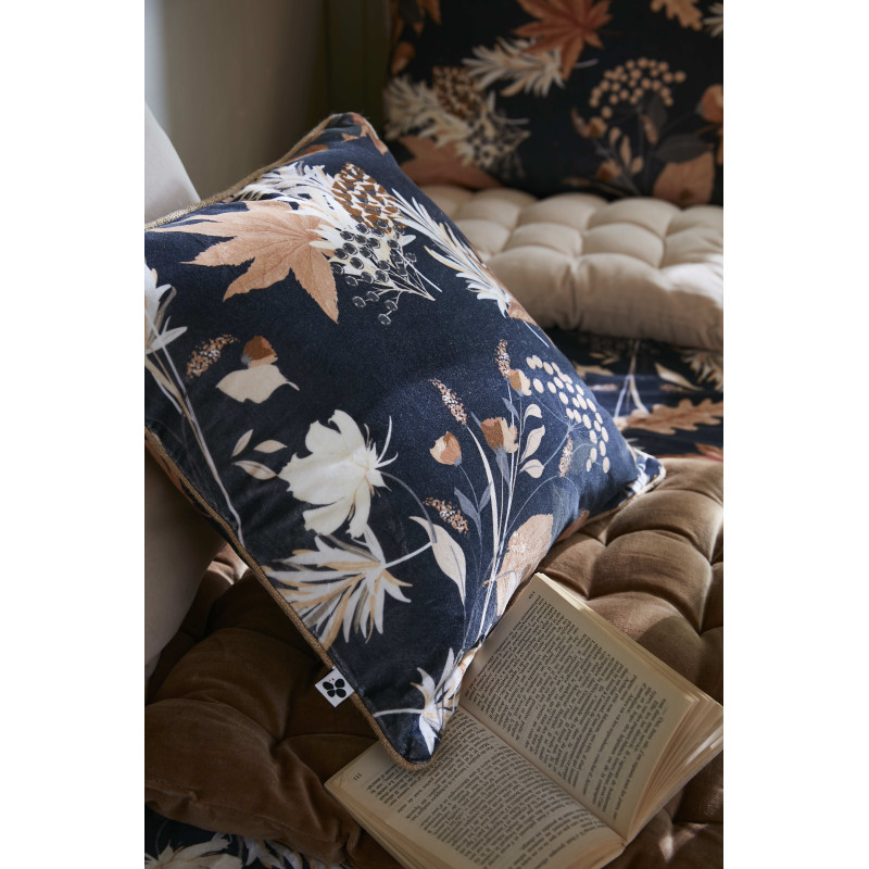 Coussin déco déhoussable 100% coton L'EFFET PAPILLON Noir