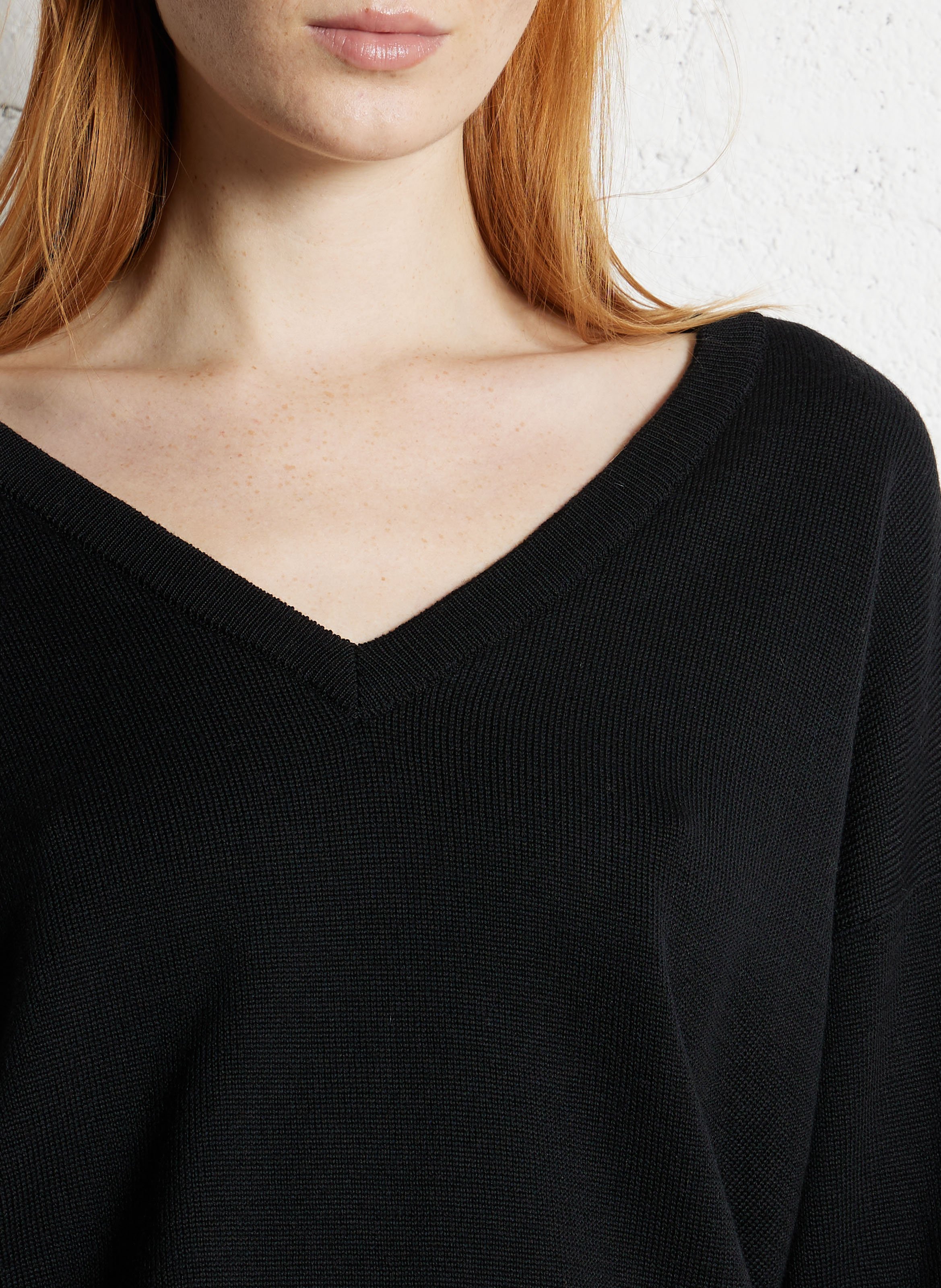 Pull droit col V en laine I CODE Noir