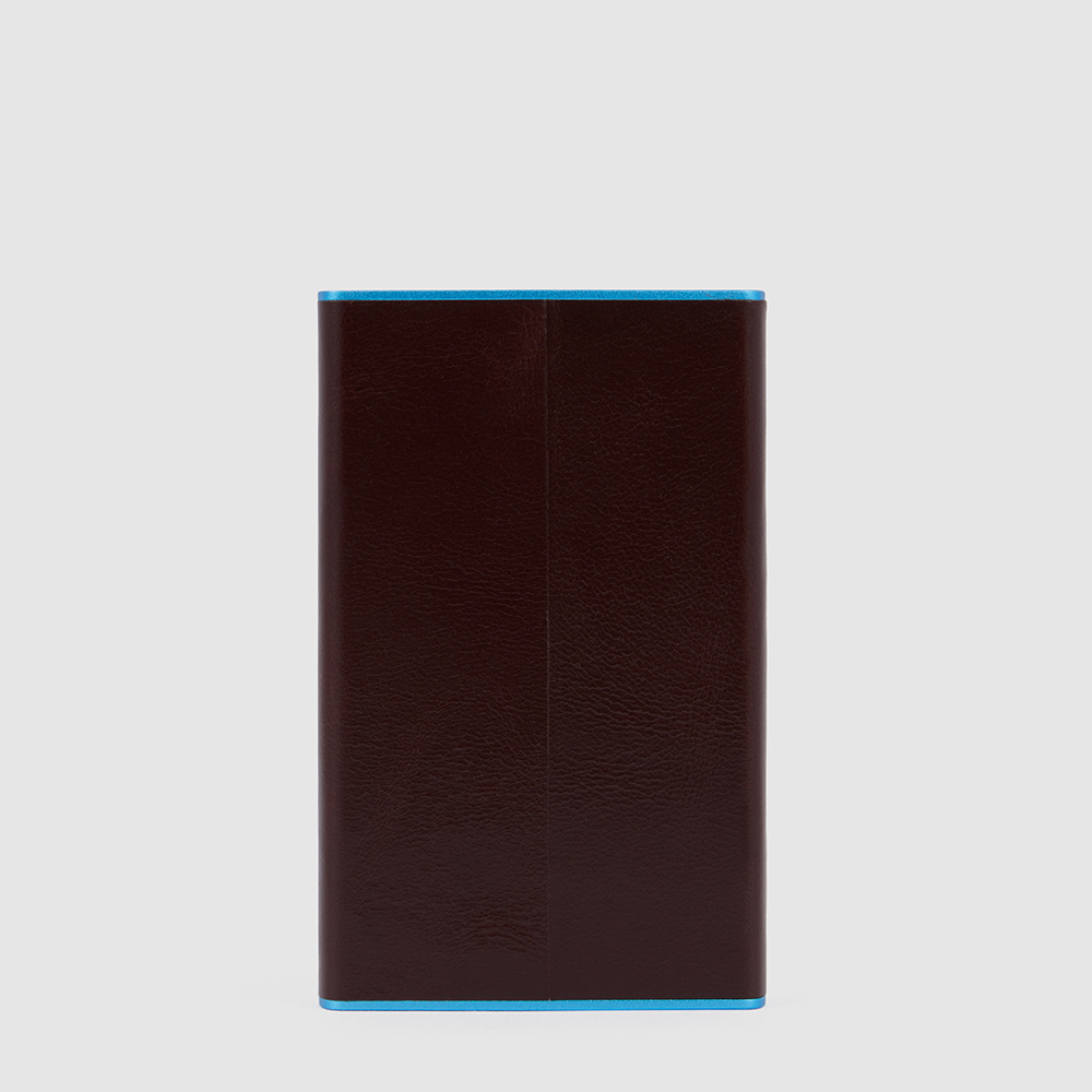 - 100% leather, - 6 cardholder slots, - 1 central compartment, - Size: L10 x H7 cm. PIQUADRO Brown