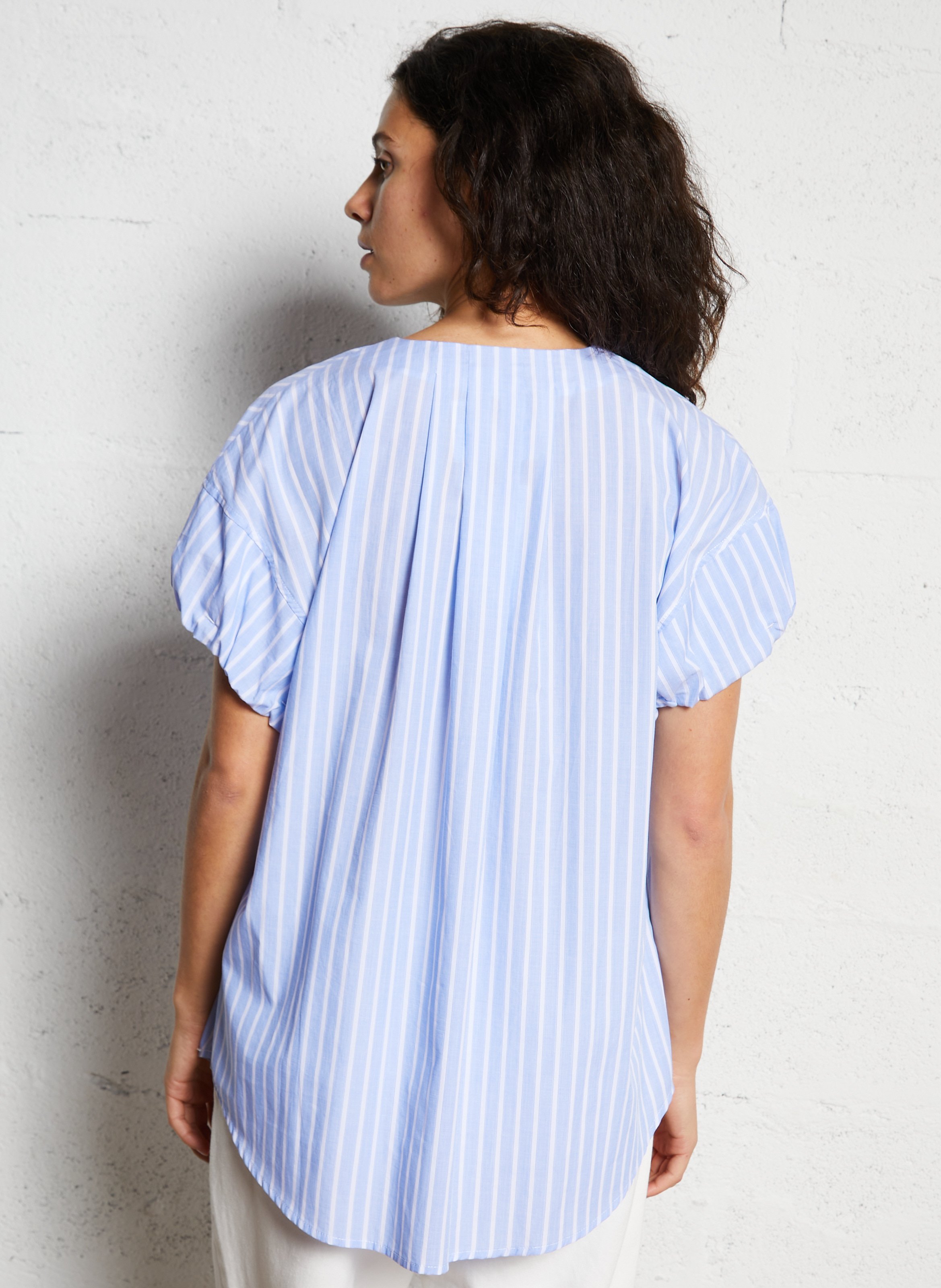 Loose-fit cotton shirt with round neck JC SOPHIE Blue