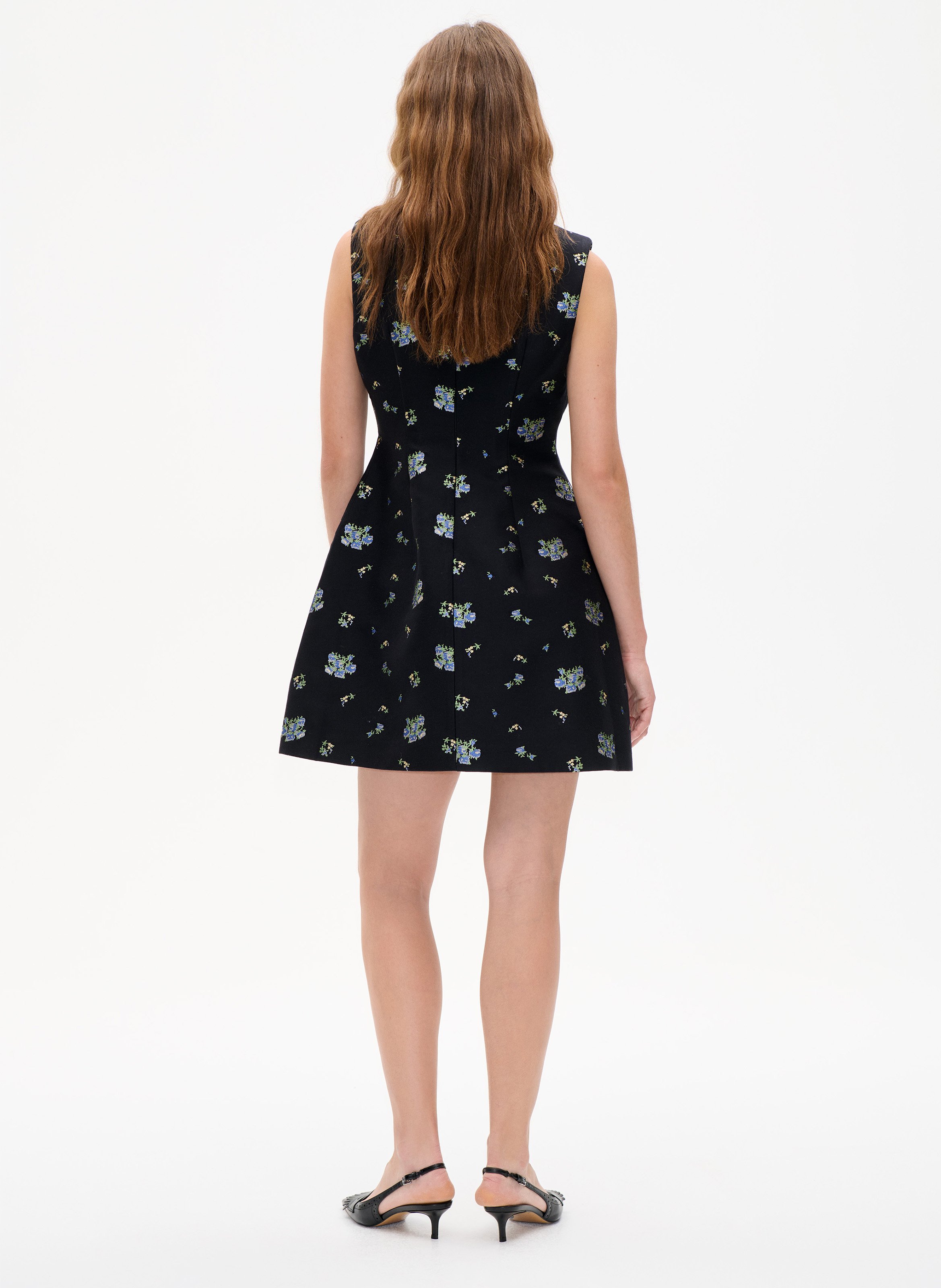 Kurzes tailliertes Blumenkleid BAUM UND PFERDGARTEN Schwarz