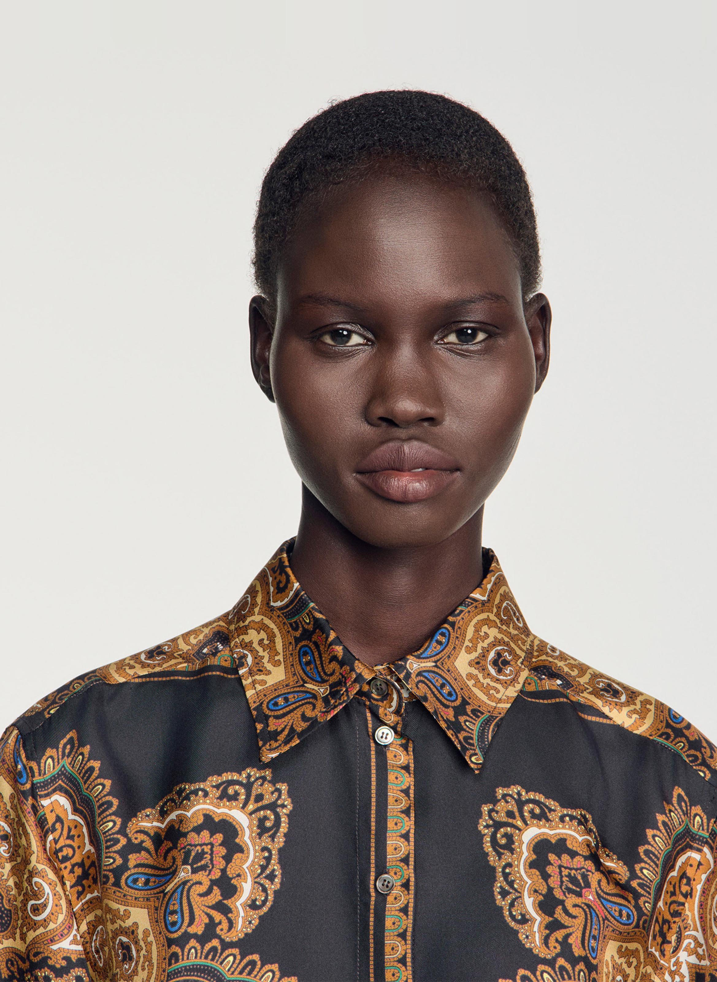 Straight-fit, zijden blouse met klassieke kraag SANDRO Zwart