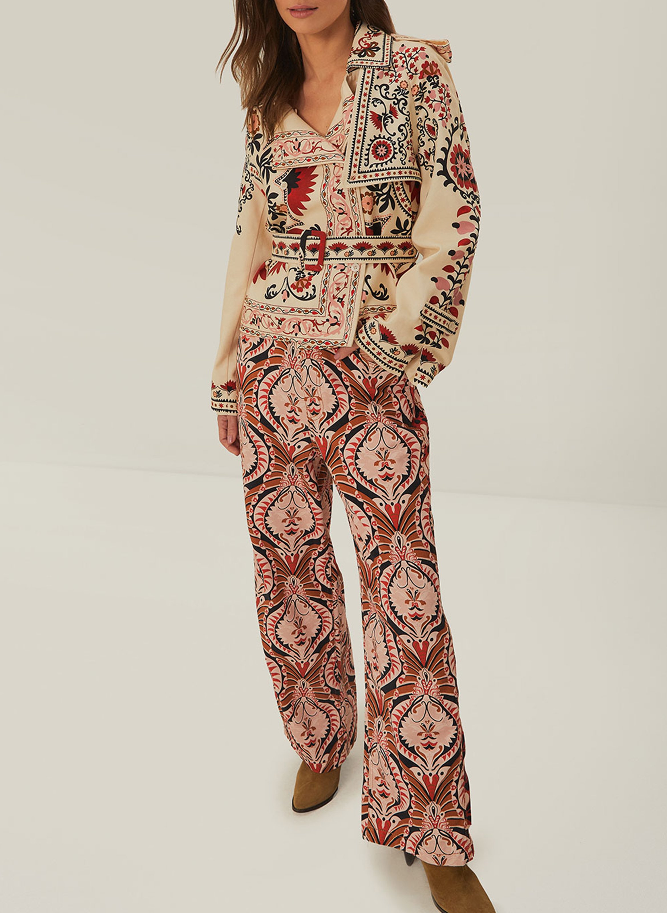 High-waisted wide-leg jeans with patterns FARM RIO Multicolored