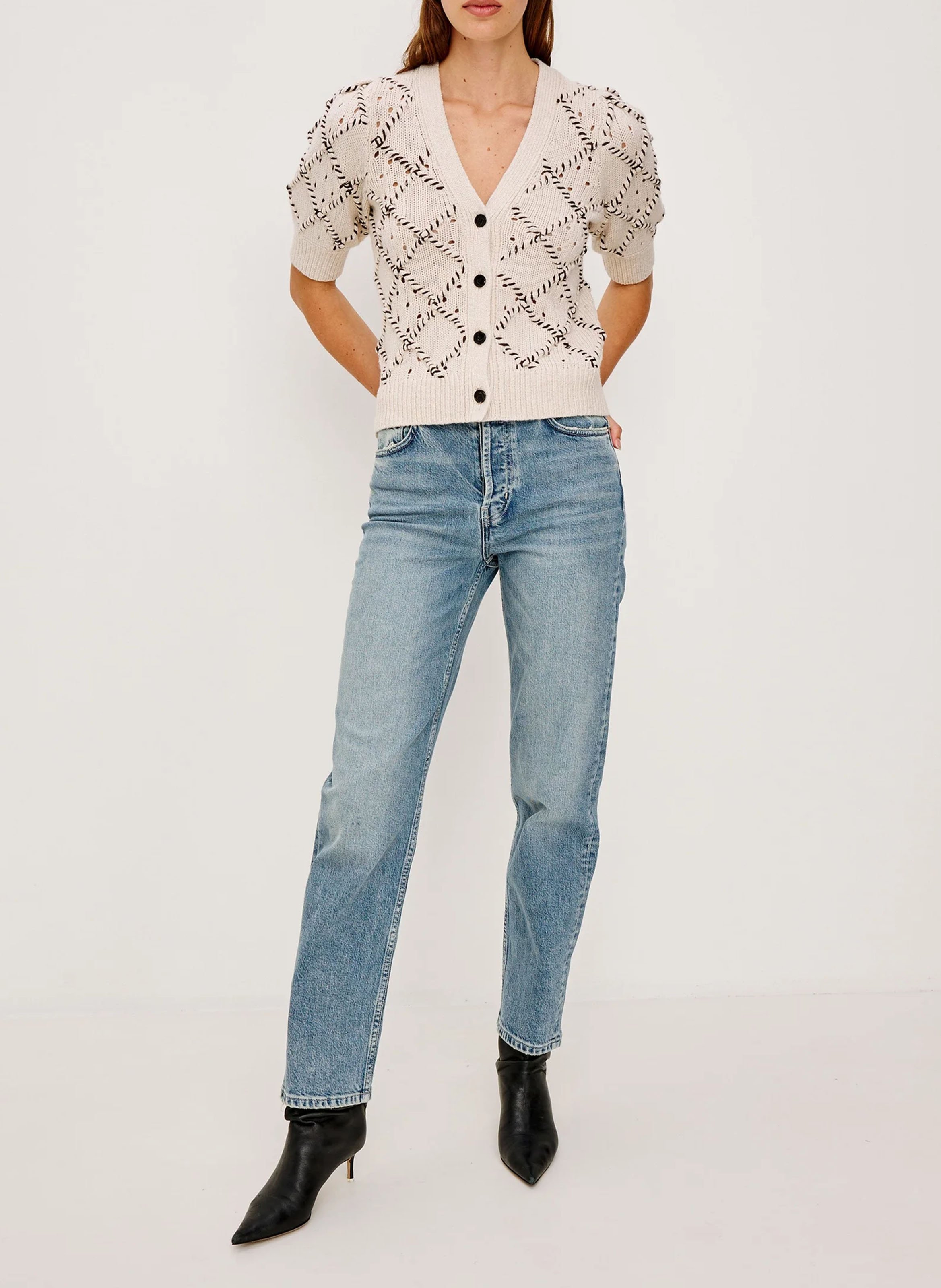Cardigan boutonné col V à broderies RAILS Beige
