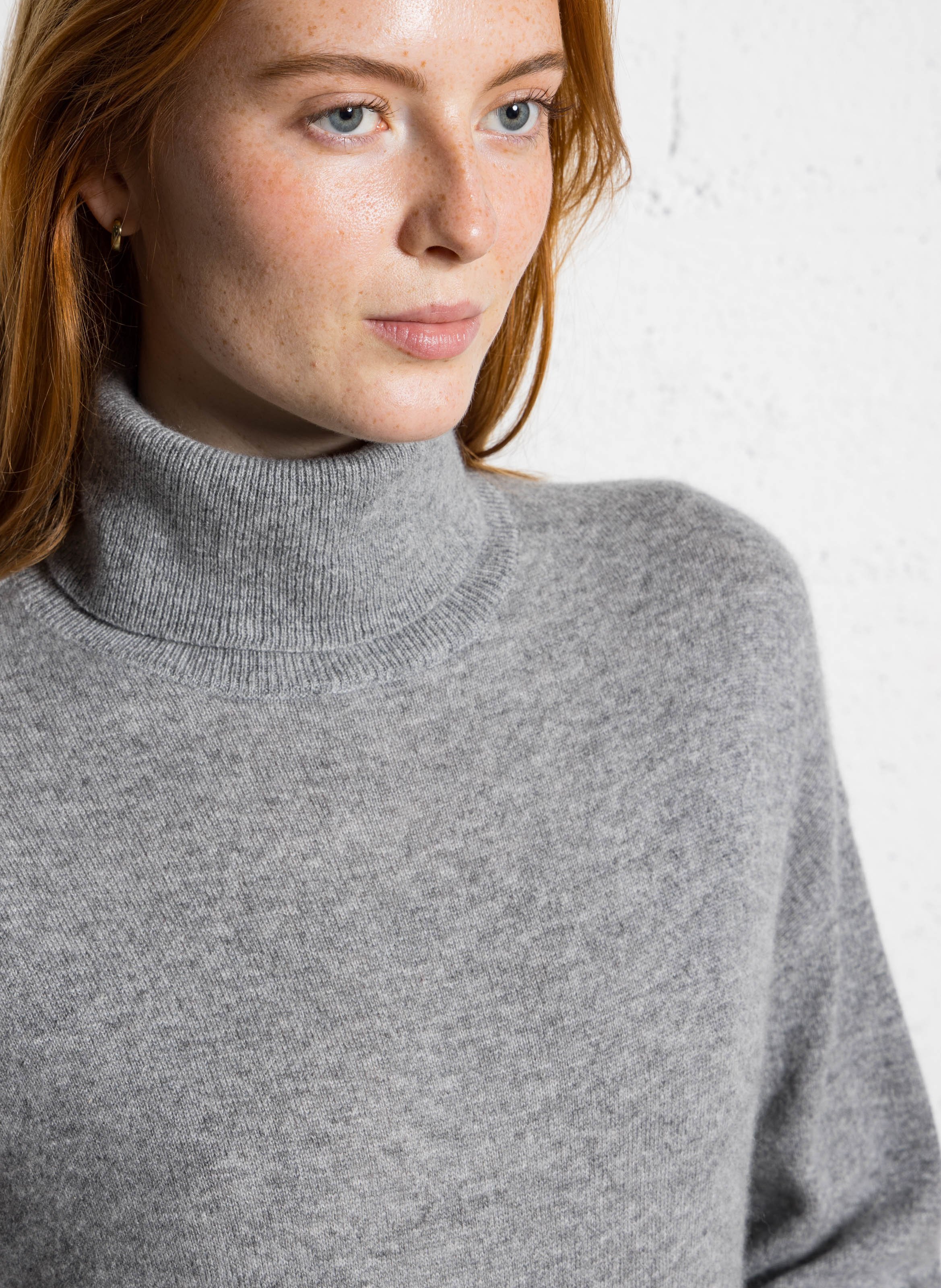 Pull oversize col roulé en cachemire SUD EXPRESS Gris