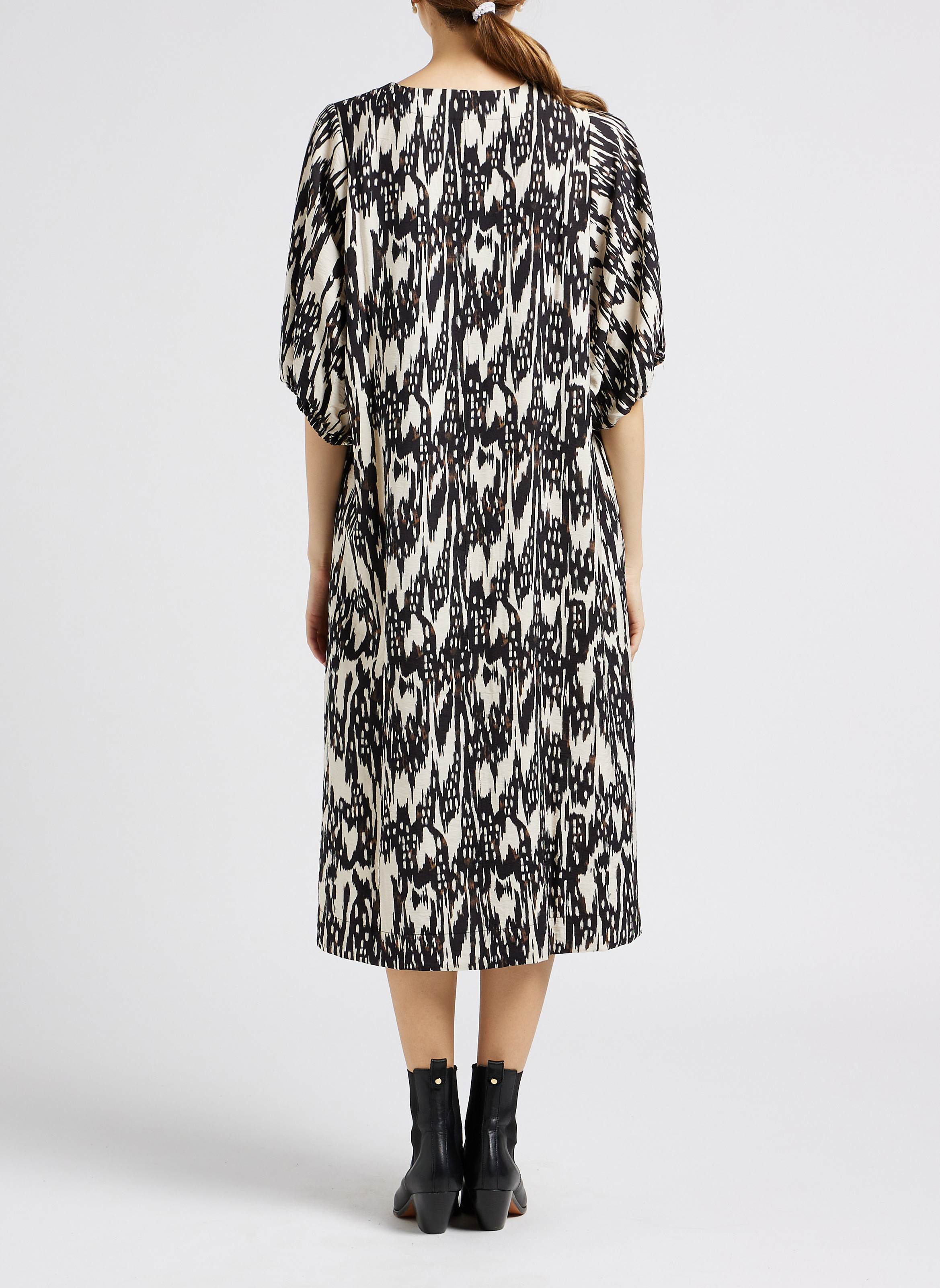 Robe encolure V ample OBJECT Beige