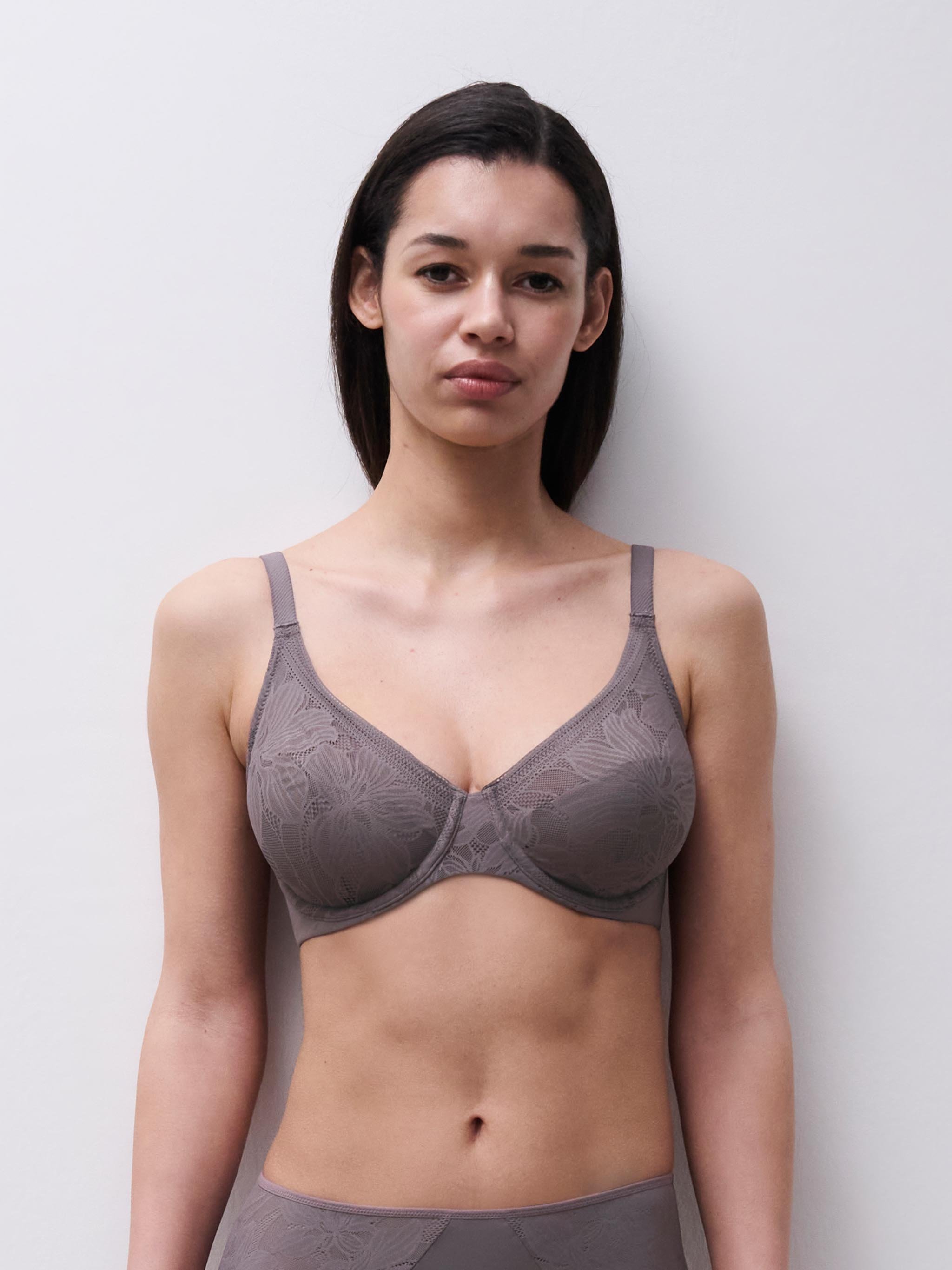 Moulded full-cup bra CHANTELLE