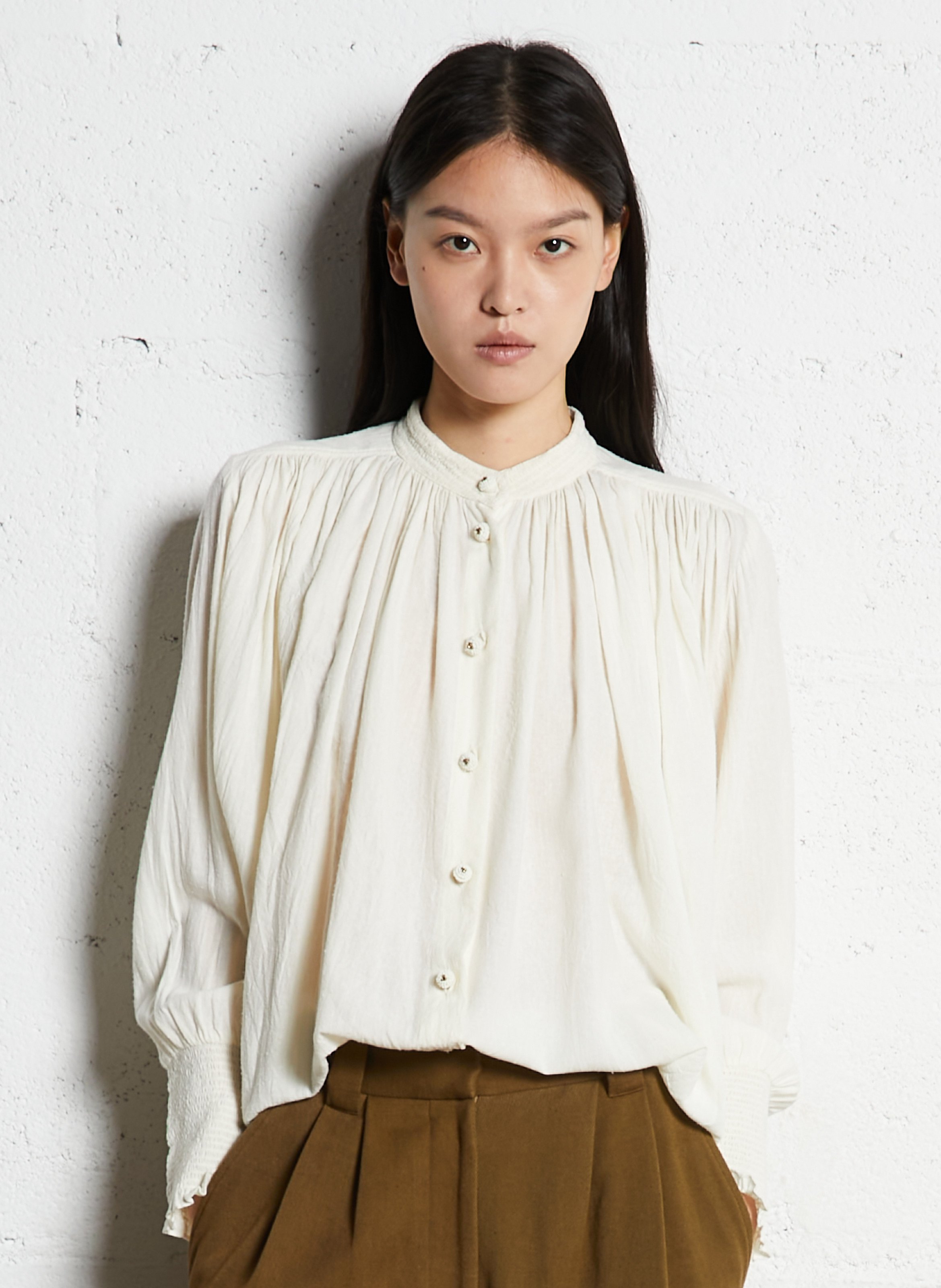 Blouse ample boutonnée unie V DE VINSTER Blanc