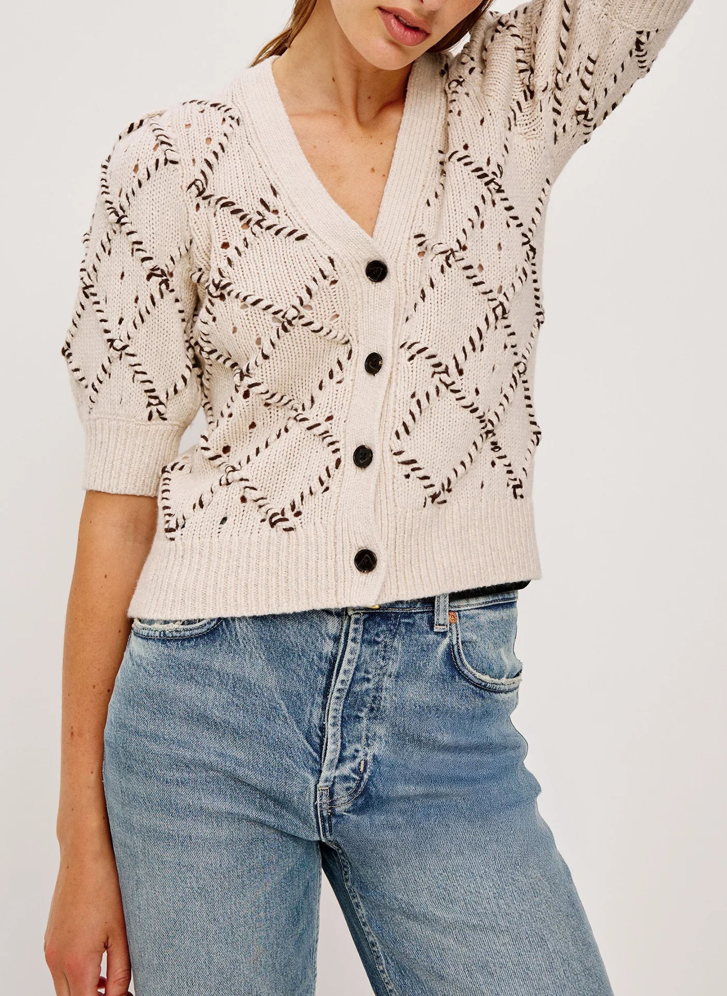 Cardigan boutonné col V à broderies RAILS Beige