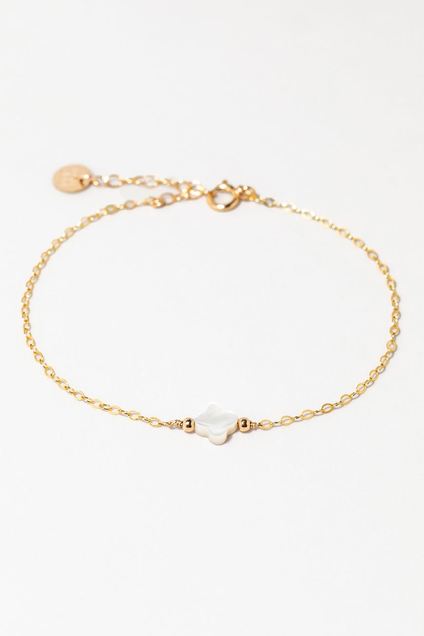 Star Bracelet - Mother of Pearl YAY Golden