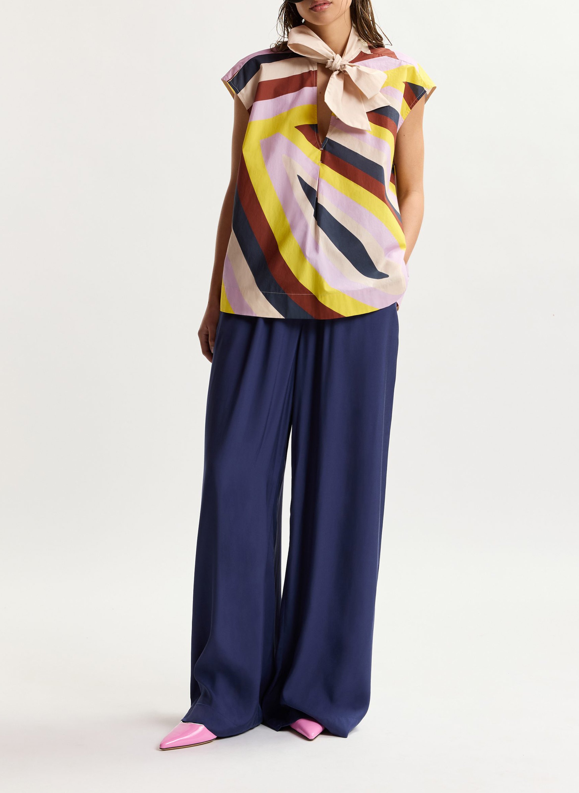 Hohe Taille weite Hose in Uni-Farbe ESSENTIEL ANTWERP Blau