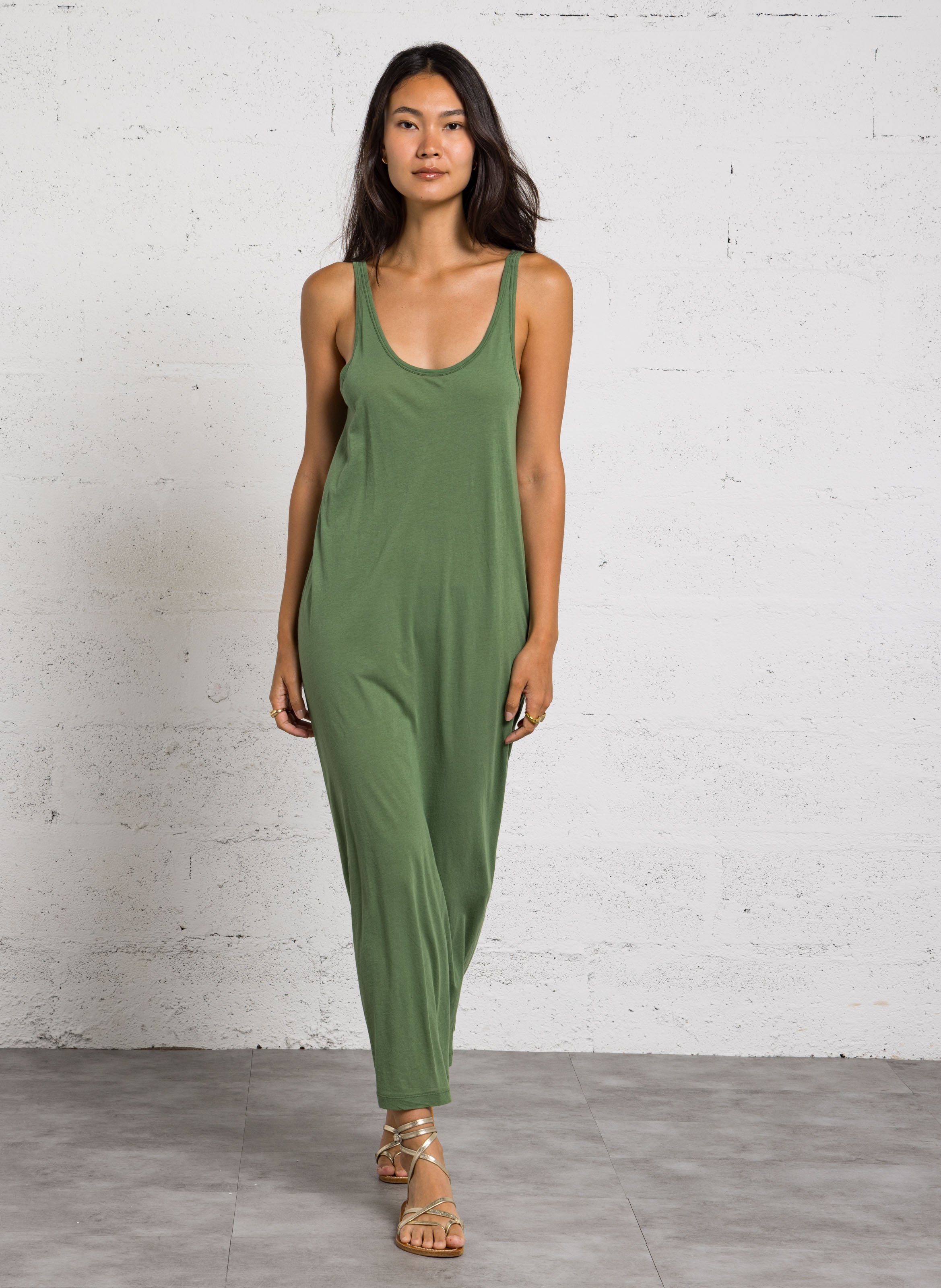 Langes ärmelloses einfarbiges Kleid AMERICAN VINTAGE Grun