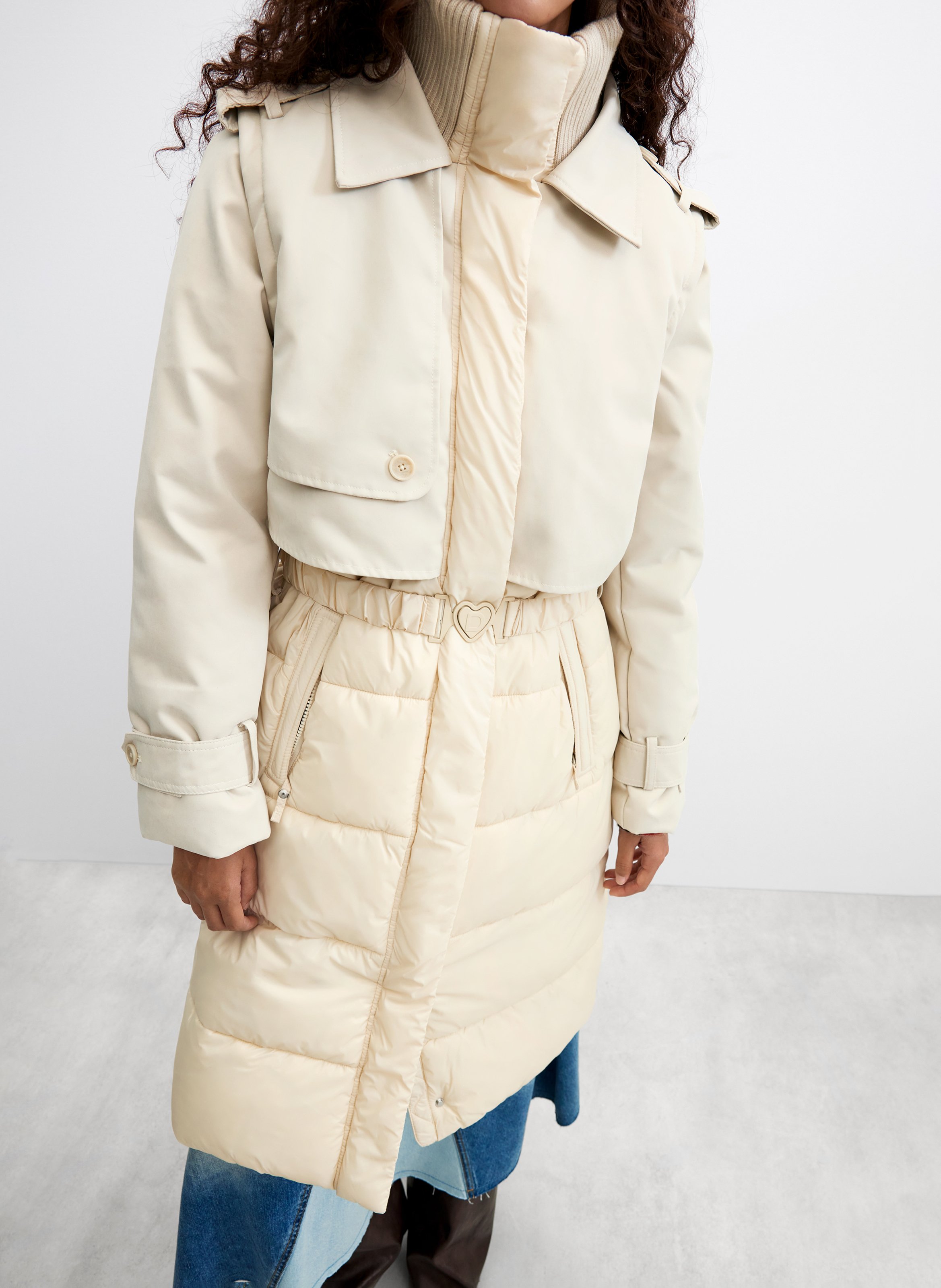 Long plain belted puffer jacket DESIGUAL White