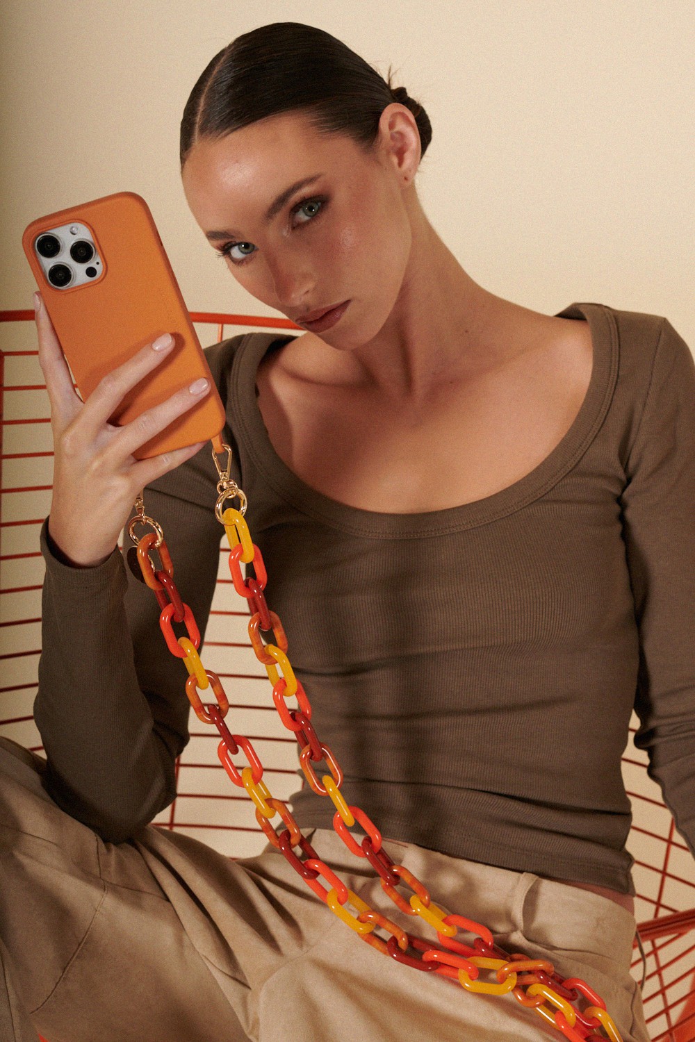 Resin phone chain LA COQUE FRANCAISE Yellow