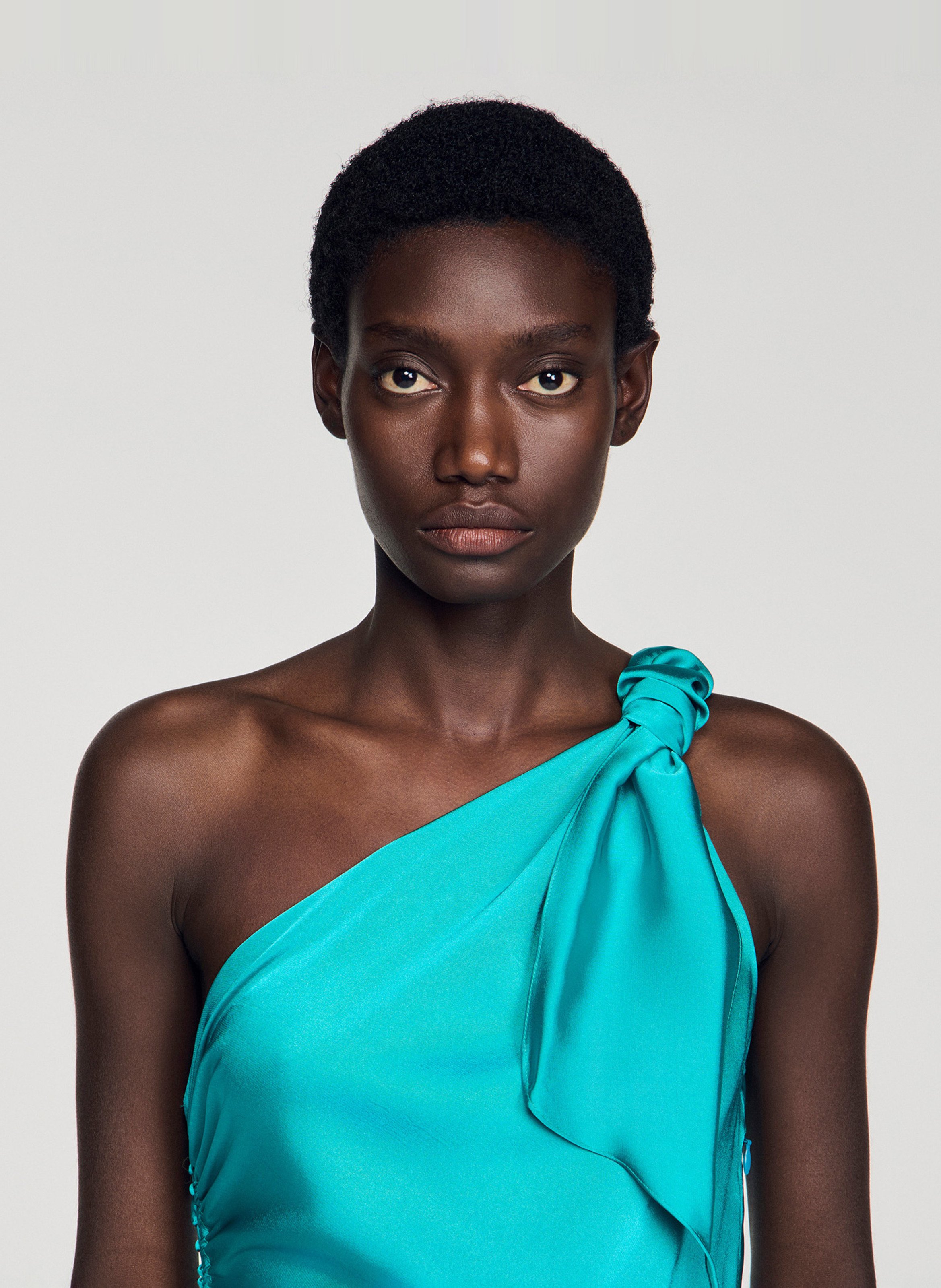 Lange effen satijnen jurk SANDRO Groen