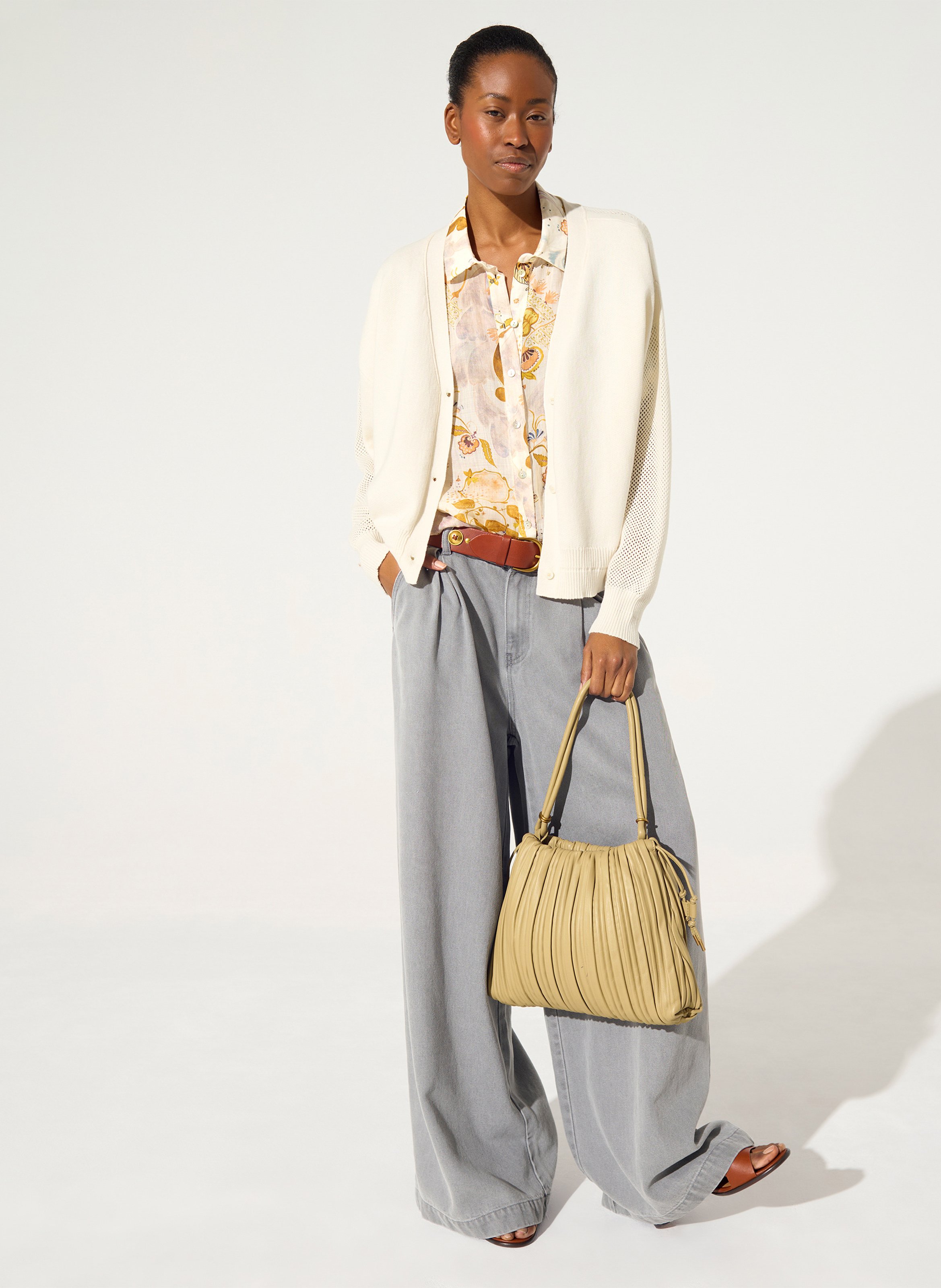 Loose V-neck sleeveless cardigan in cotton and cashmere COTELAC White