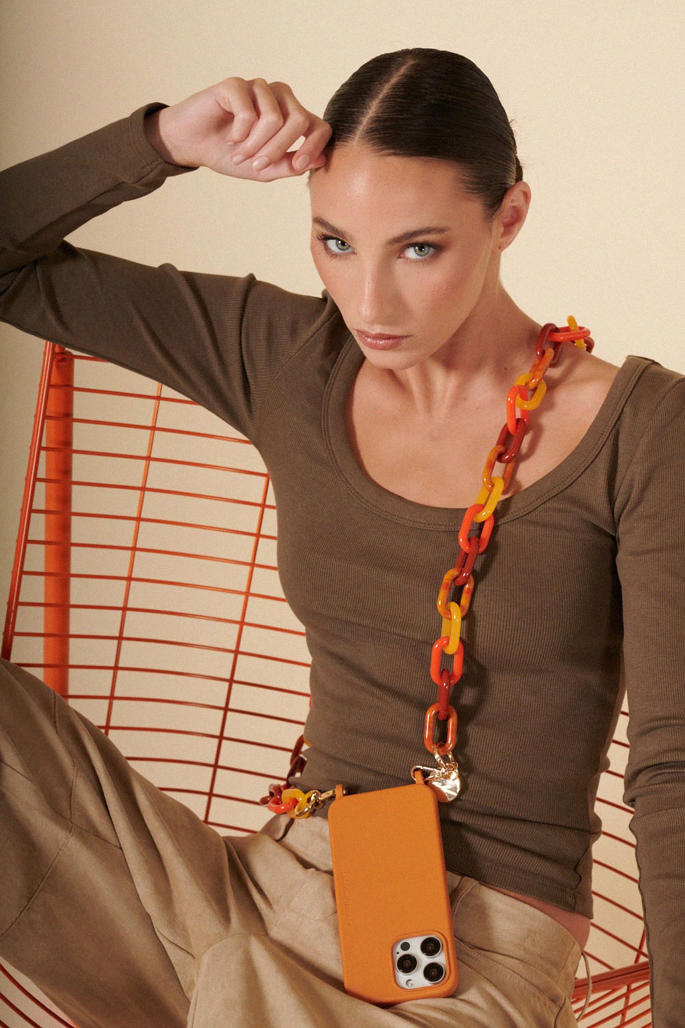 Resin phone chain LA COQUE FRANCAISE Yellow