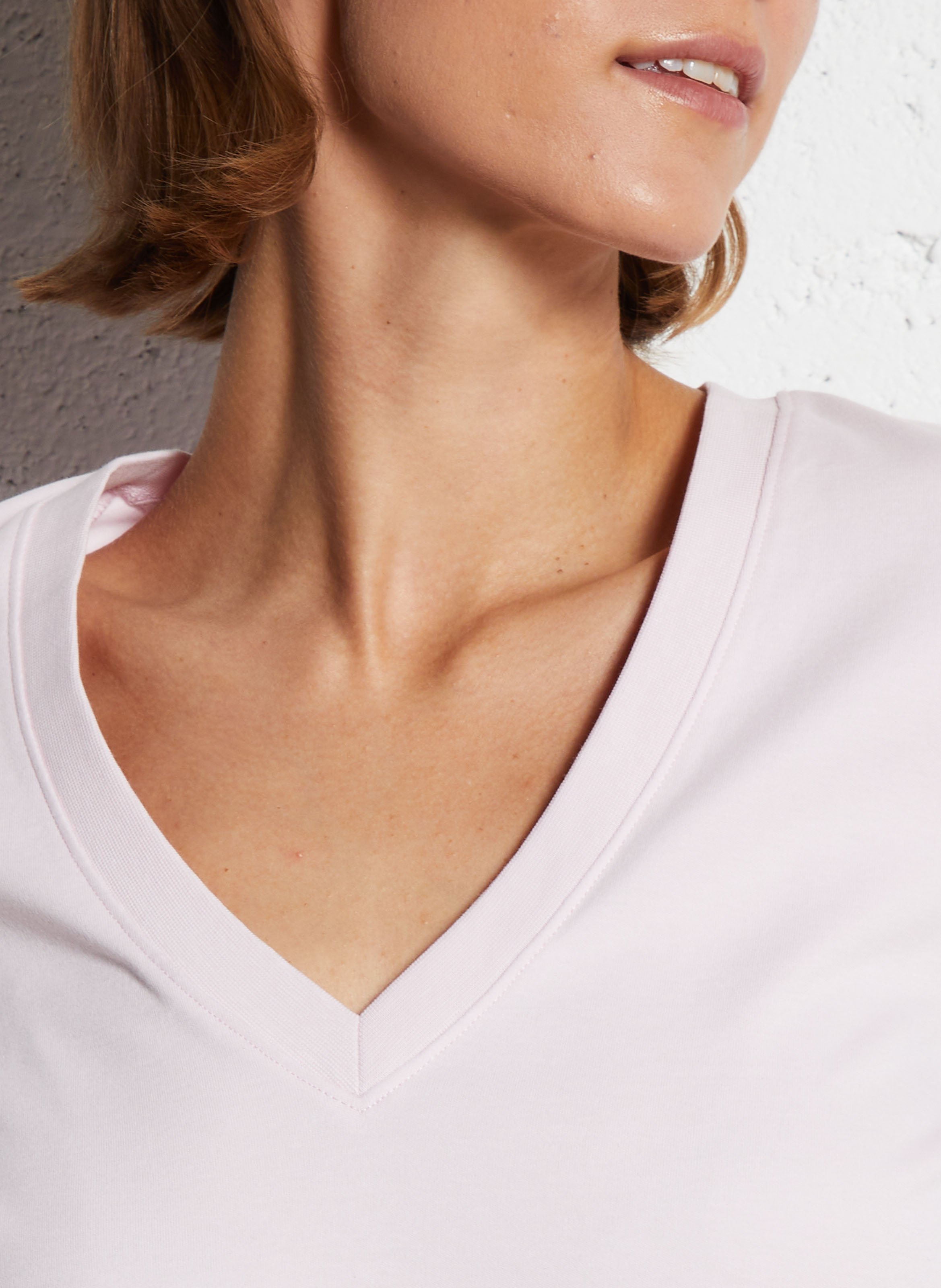 Straight cotton V-neck T-shirt Pink