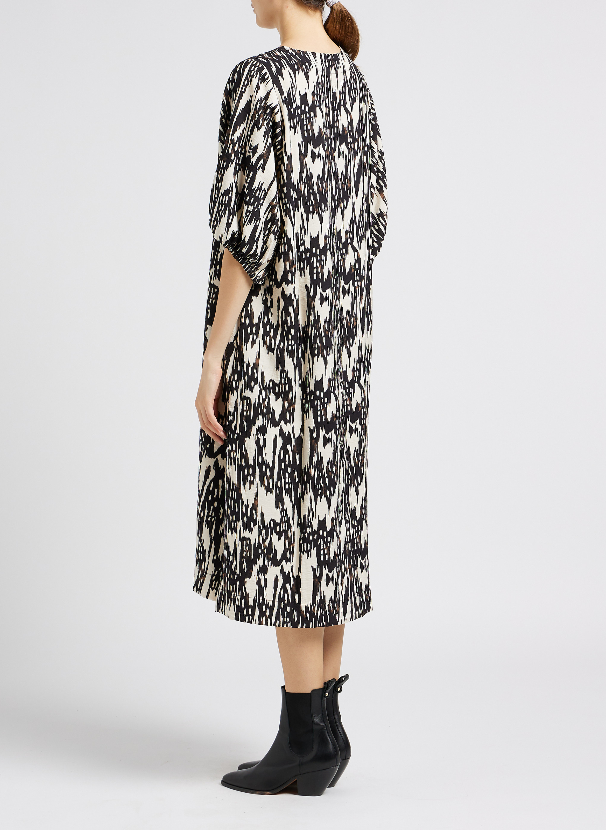 Robe encolure V ample OBJECT Beige